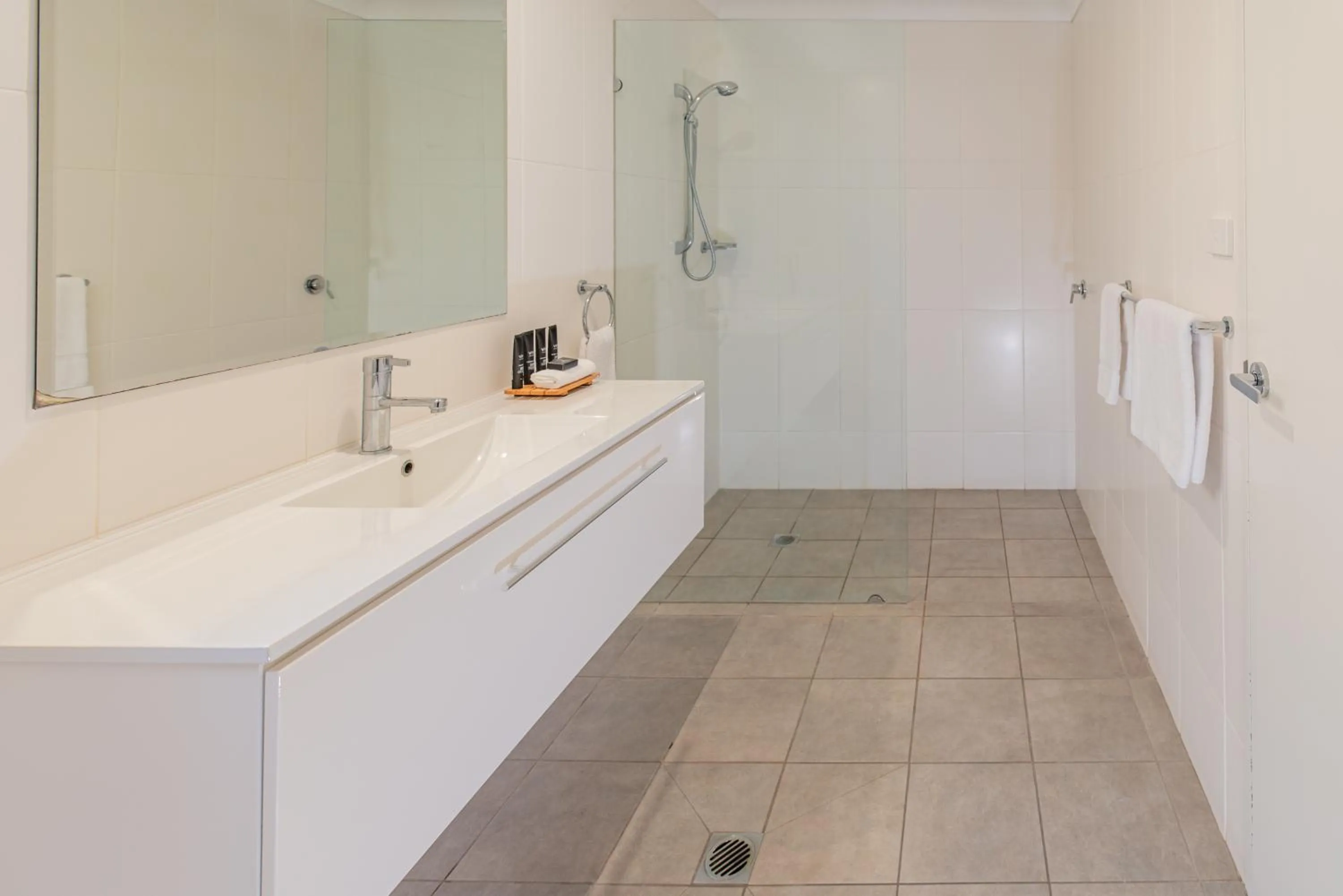 Bathroom in Best Western Club Quirindi Motel