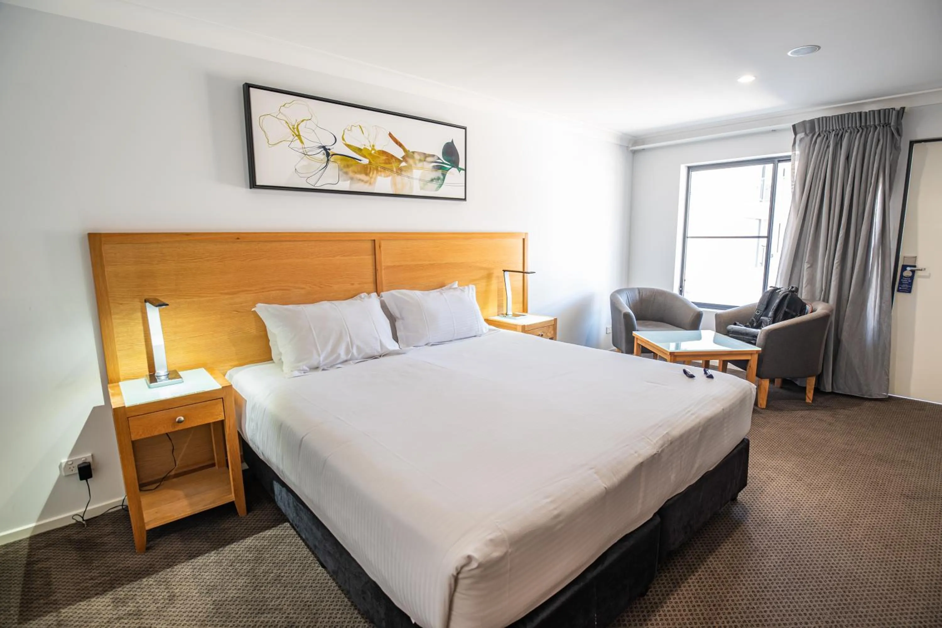 Bed in Best Western Club Quirindi Motel