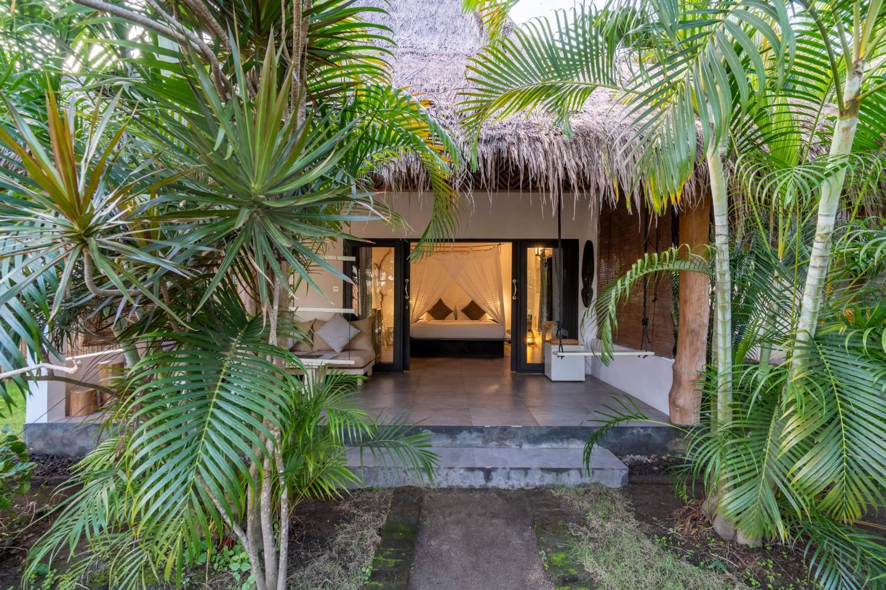 Facade/entrance in Breathe Villa Meno