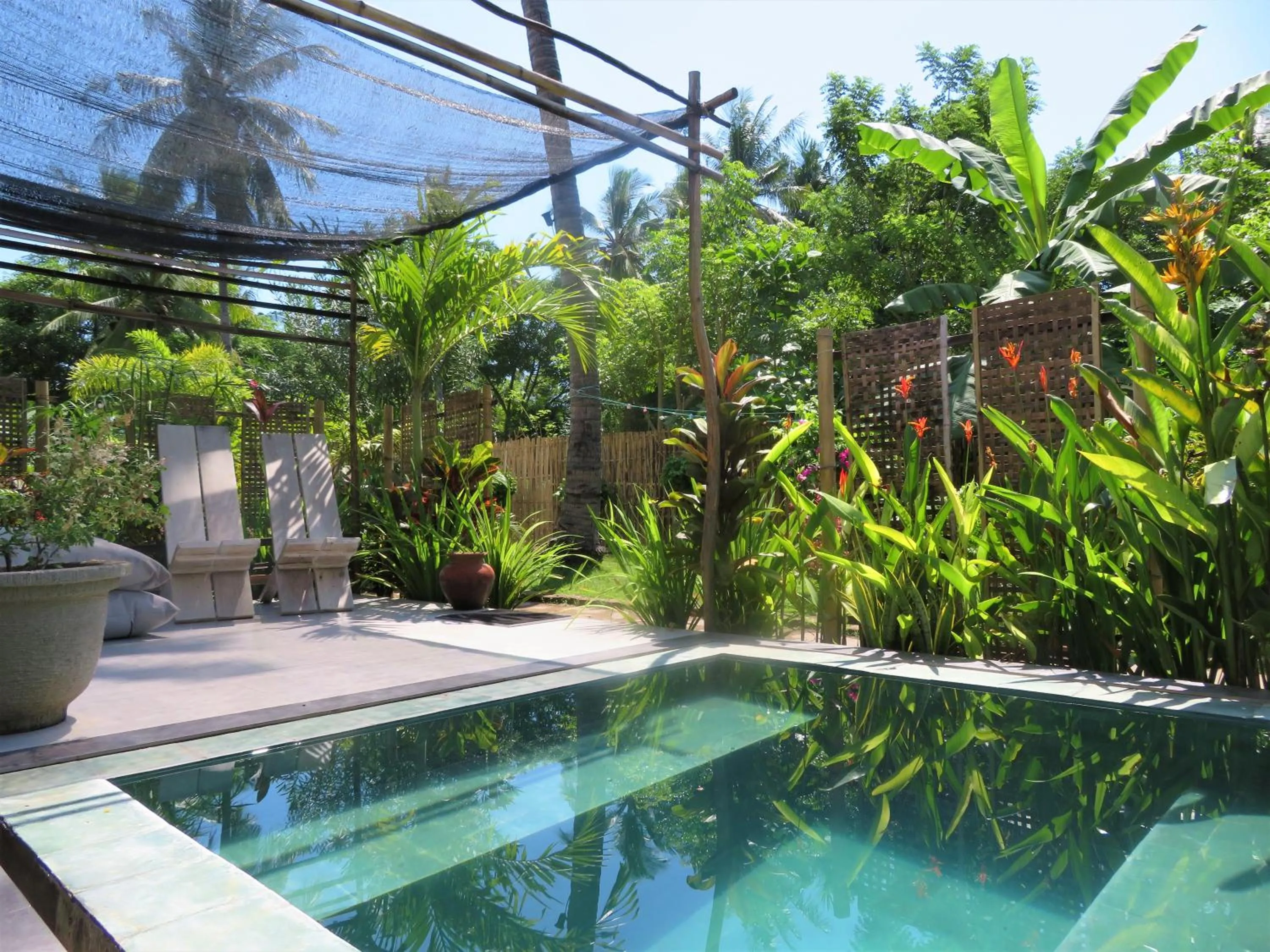 Swimming pool in Breathe Villa Meno