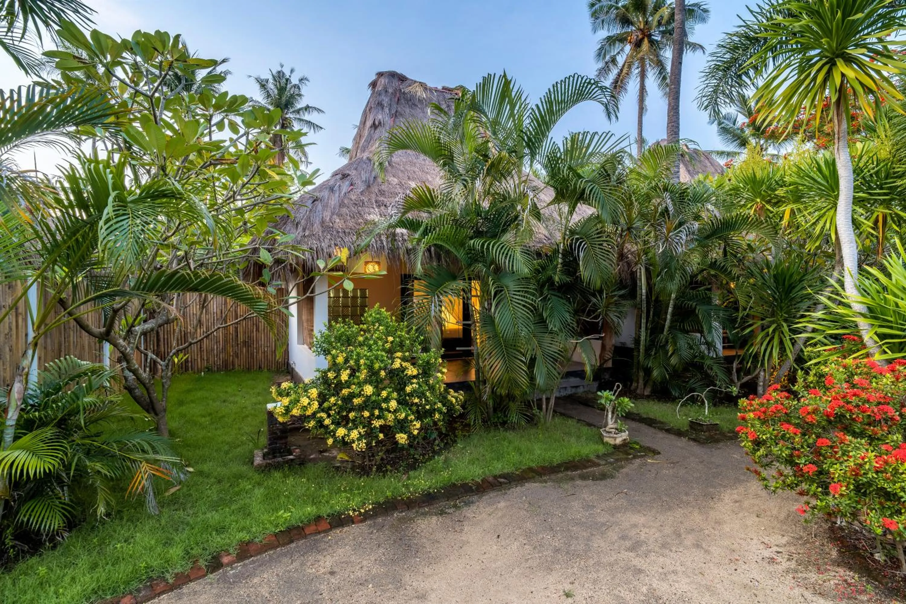 Facade/entrance in Breathe Villa Meno