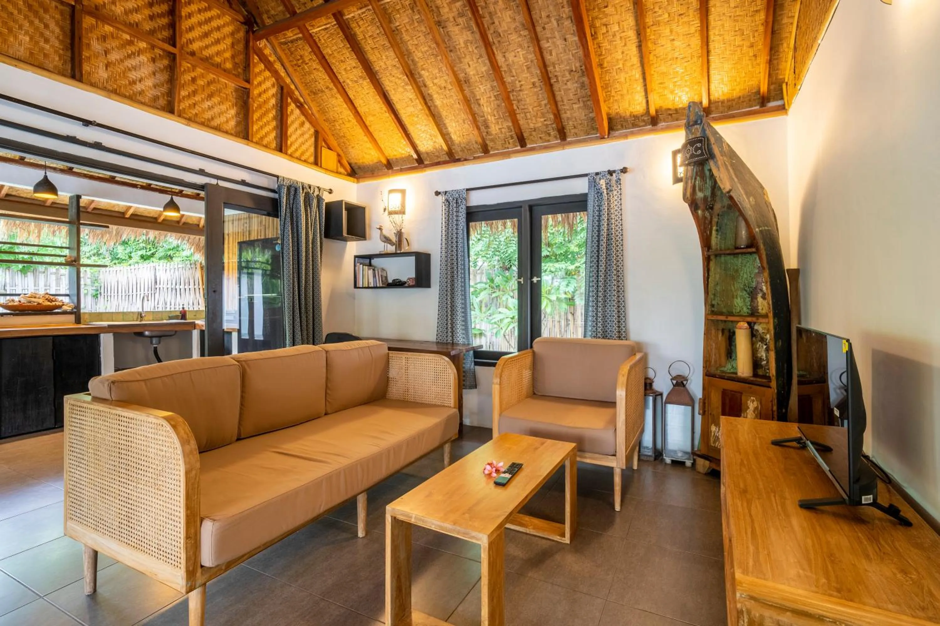 TV and multimedia in Breathe Villa Meno