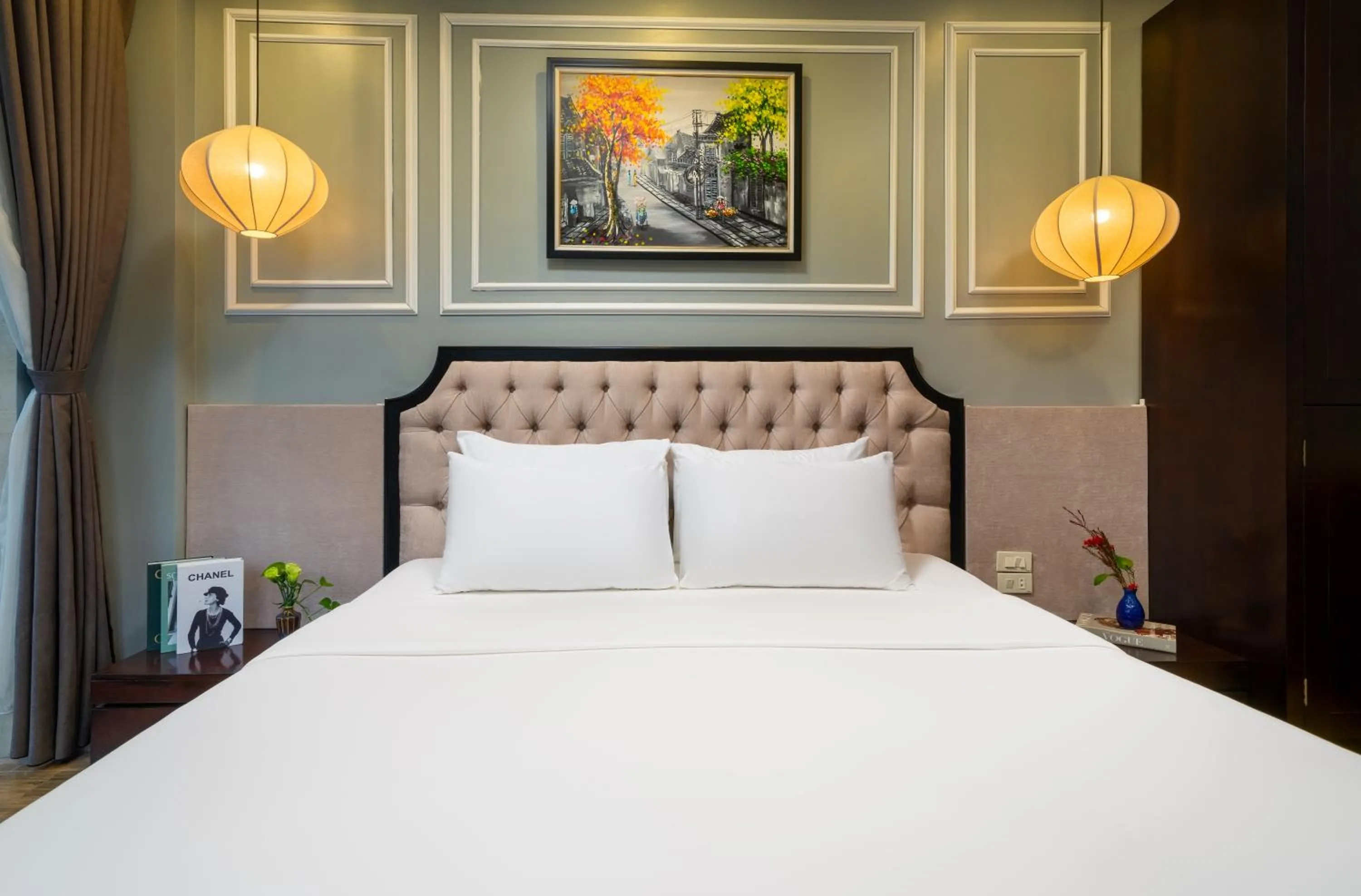 Bed in Bella Rosa Hotel & Travel