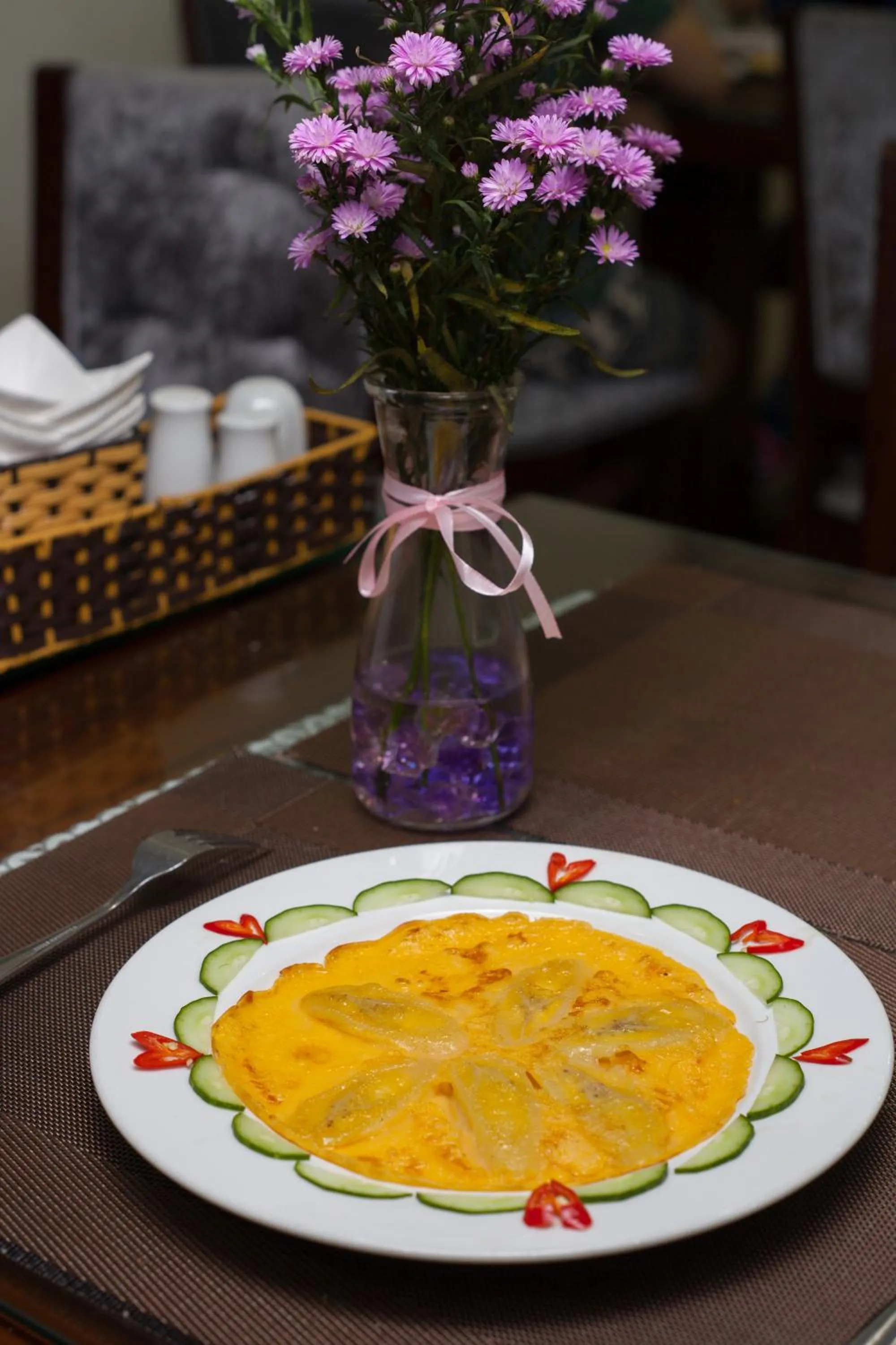 Restaurant/places to eat in Bella Rosa Hotel & Travel