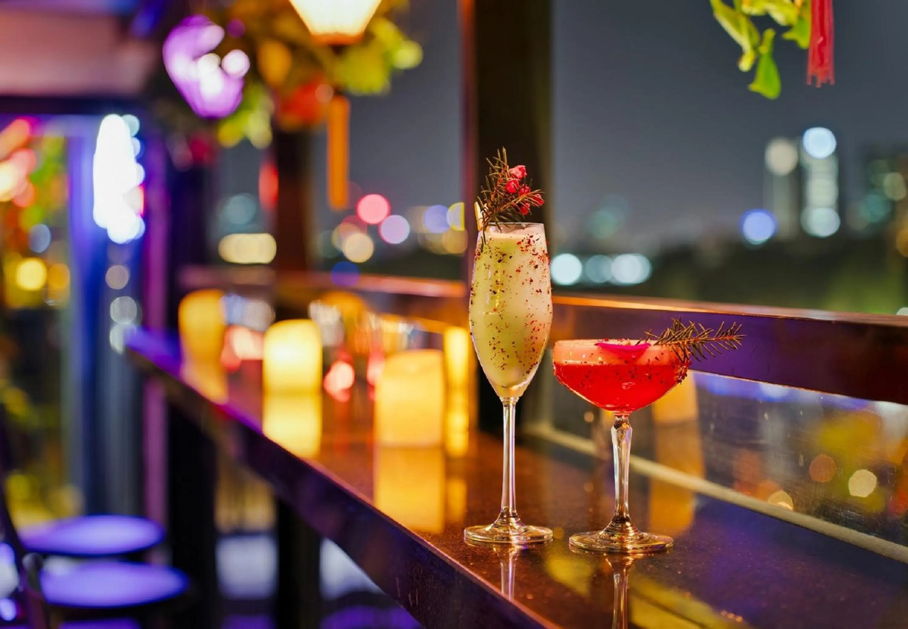 Lounge or bar in Bella Rosa Hotel & Travel