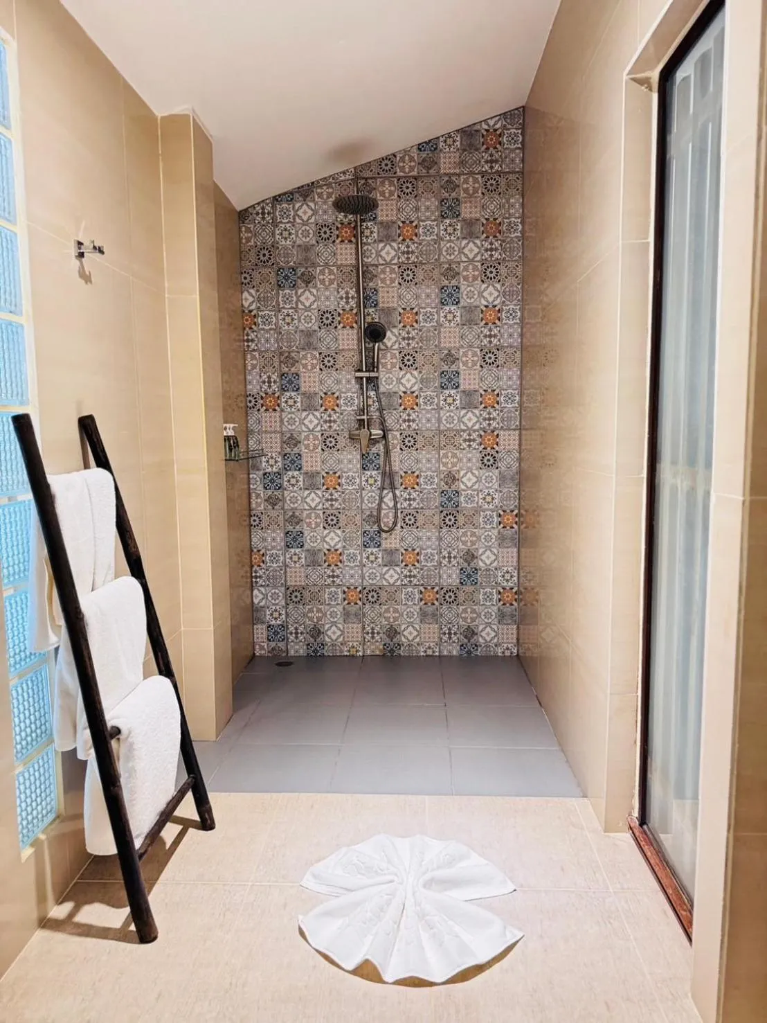 Samui Paradise Chaweng Beach Resort