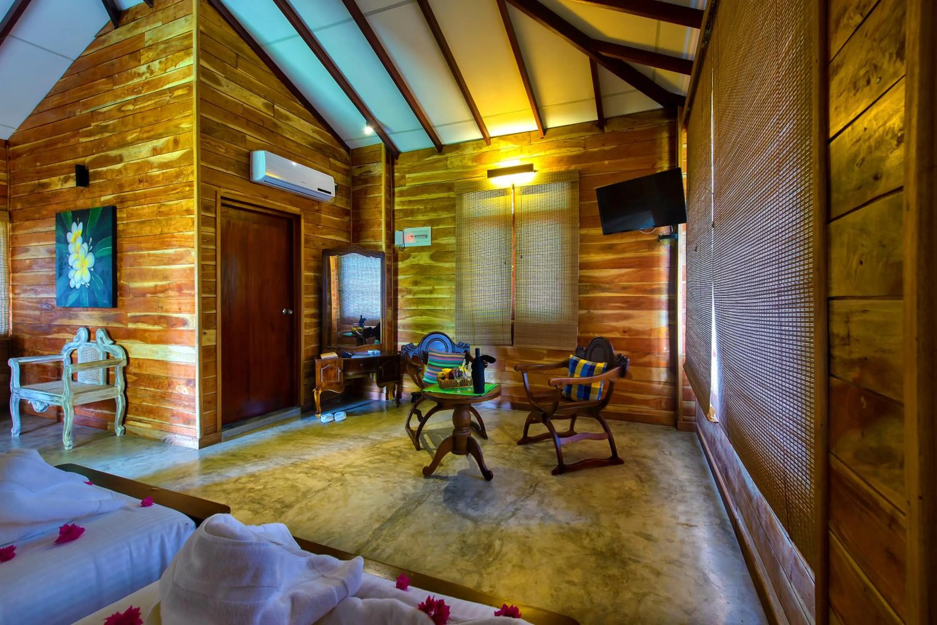 Bed in Karunakarala Ayurveda Resort