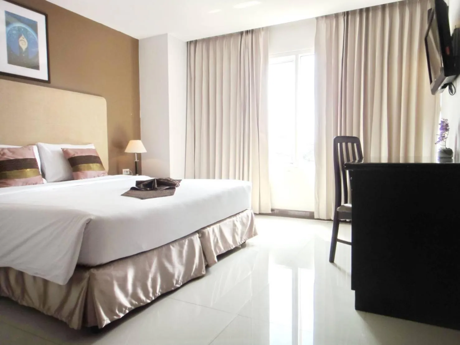 Bed in The Patra Hotel - Rama 9