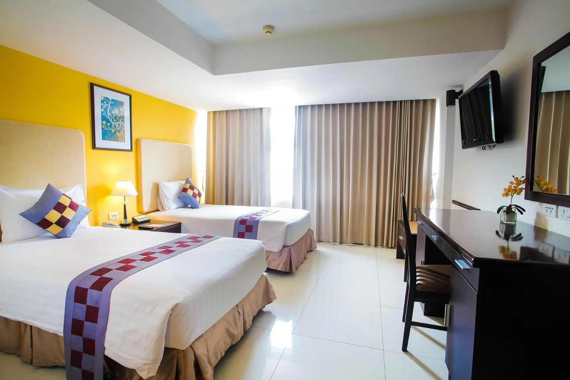Bed in The Patra Hotel - Rama 9