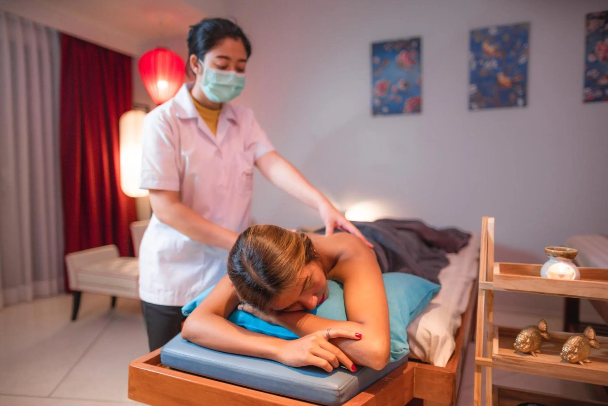 Massage in Red Ginger Chic Resort