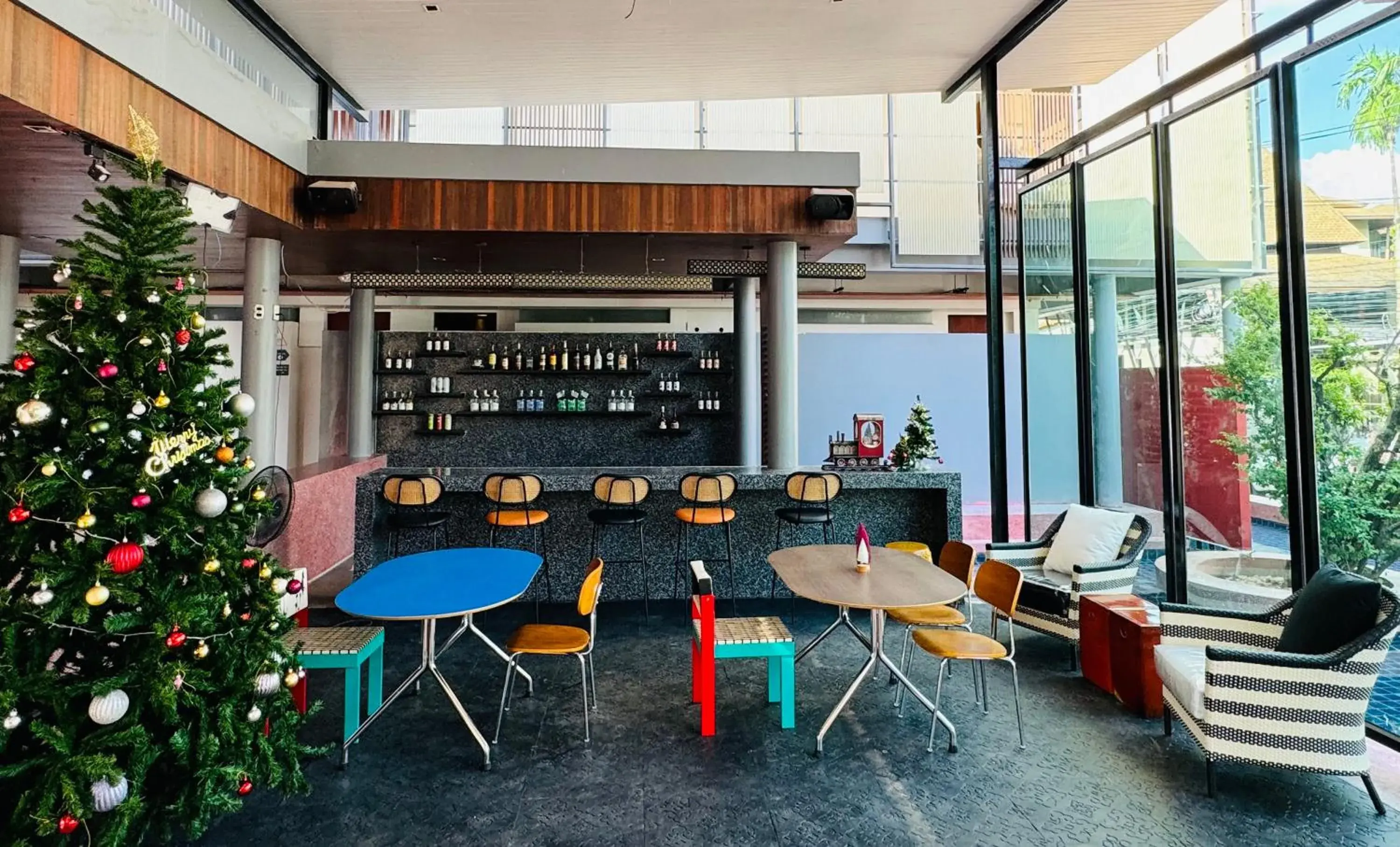 Lounge or bar in Red Ginger Chic Resort Lounge or bar in Red Ginger Chic Resort