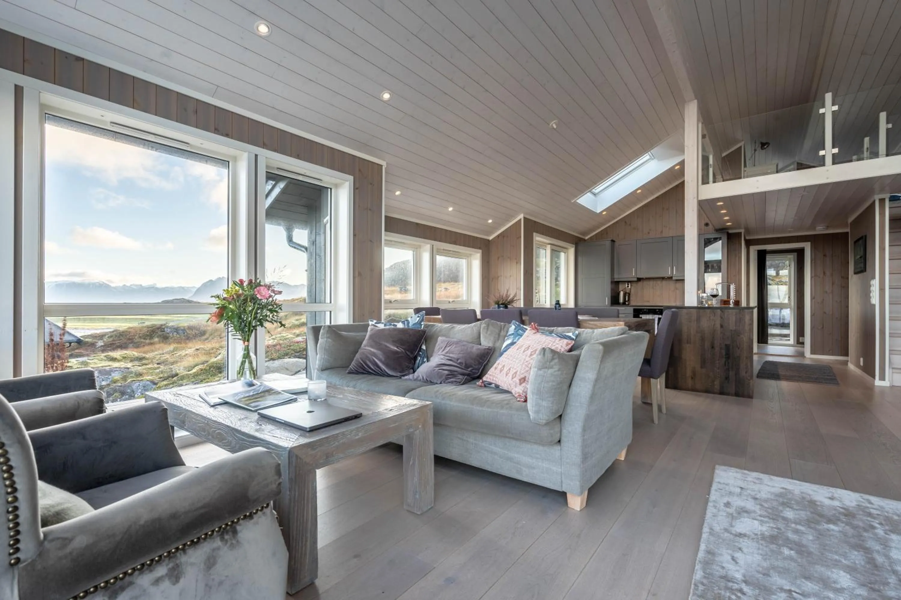 Living room in Lofoten Links Lodges