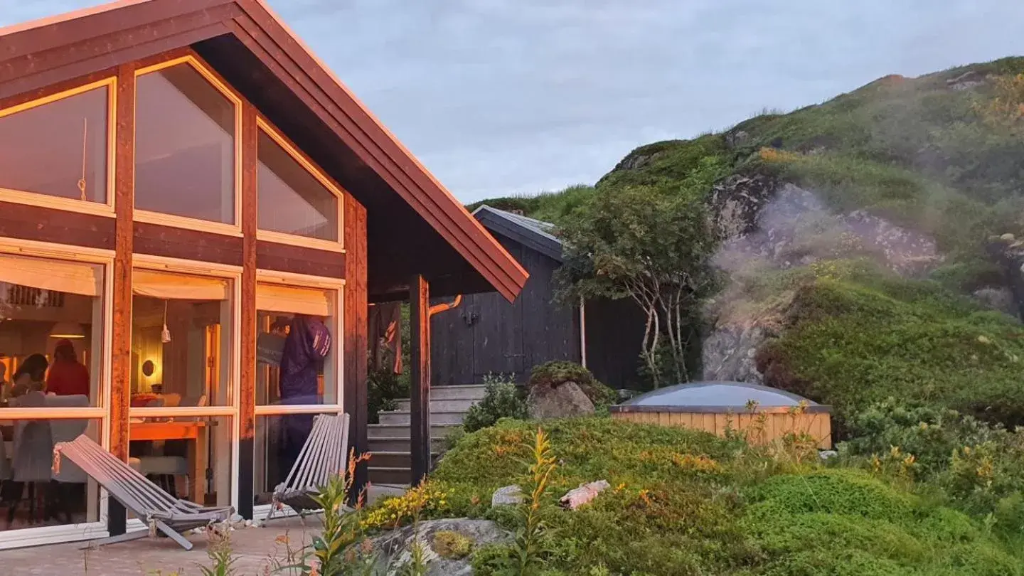 Deluxe Three-Bedroom House in Lofoten Links Lodges Deluxe Three-Bedroom House in Lofoten Links Lodges