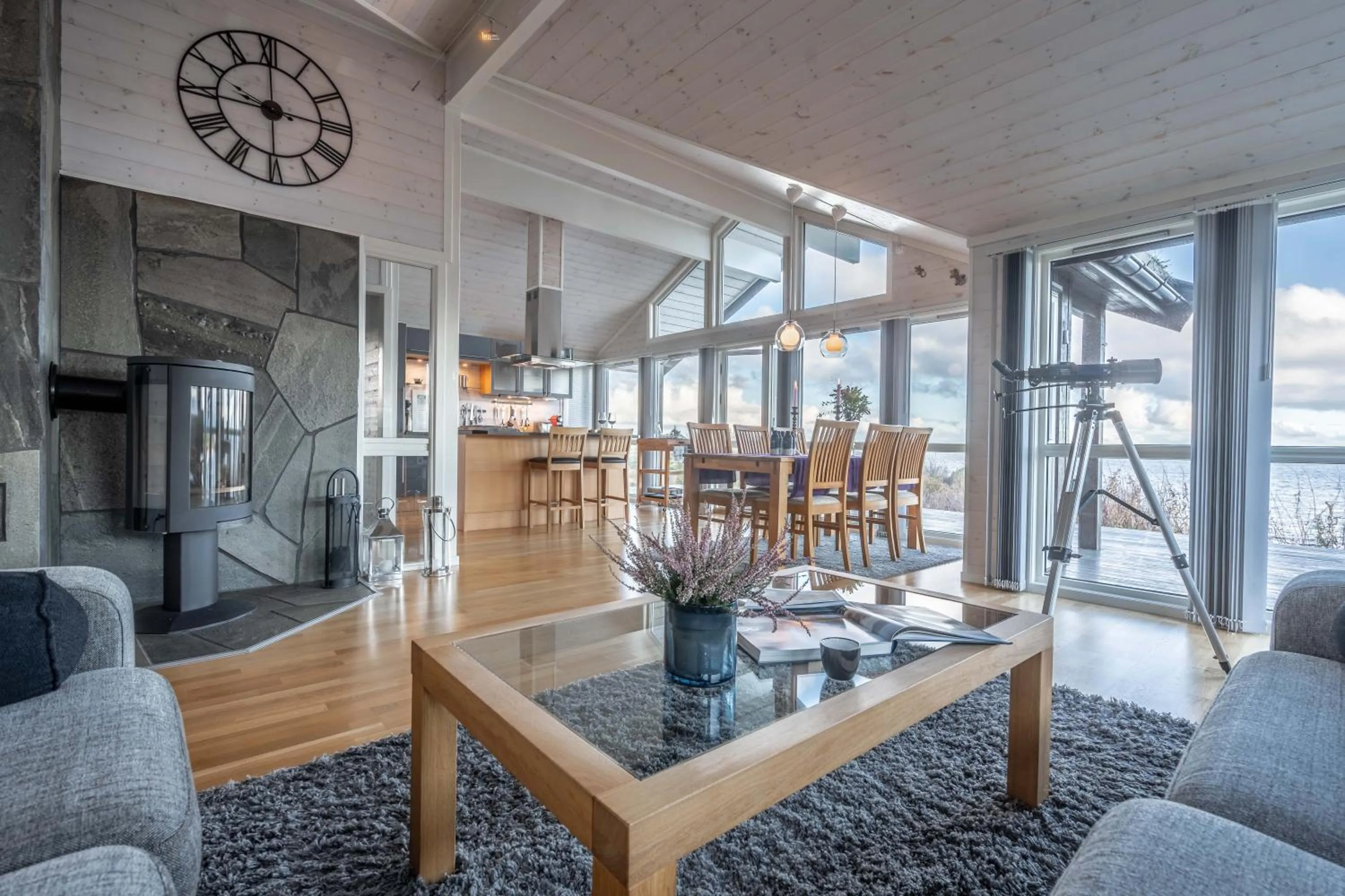 Living room in Lofoten Links Lodges
