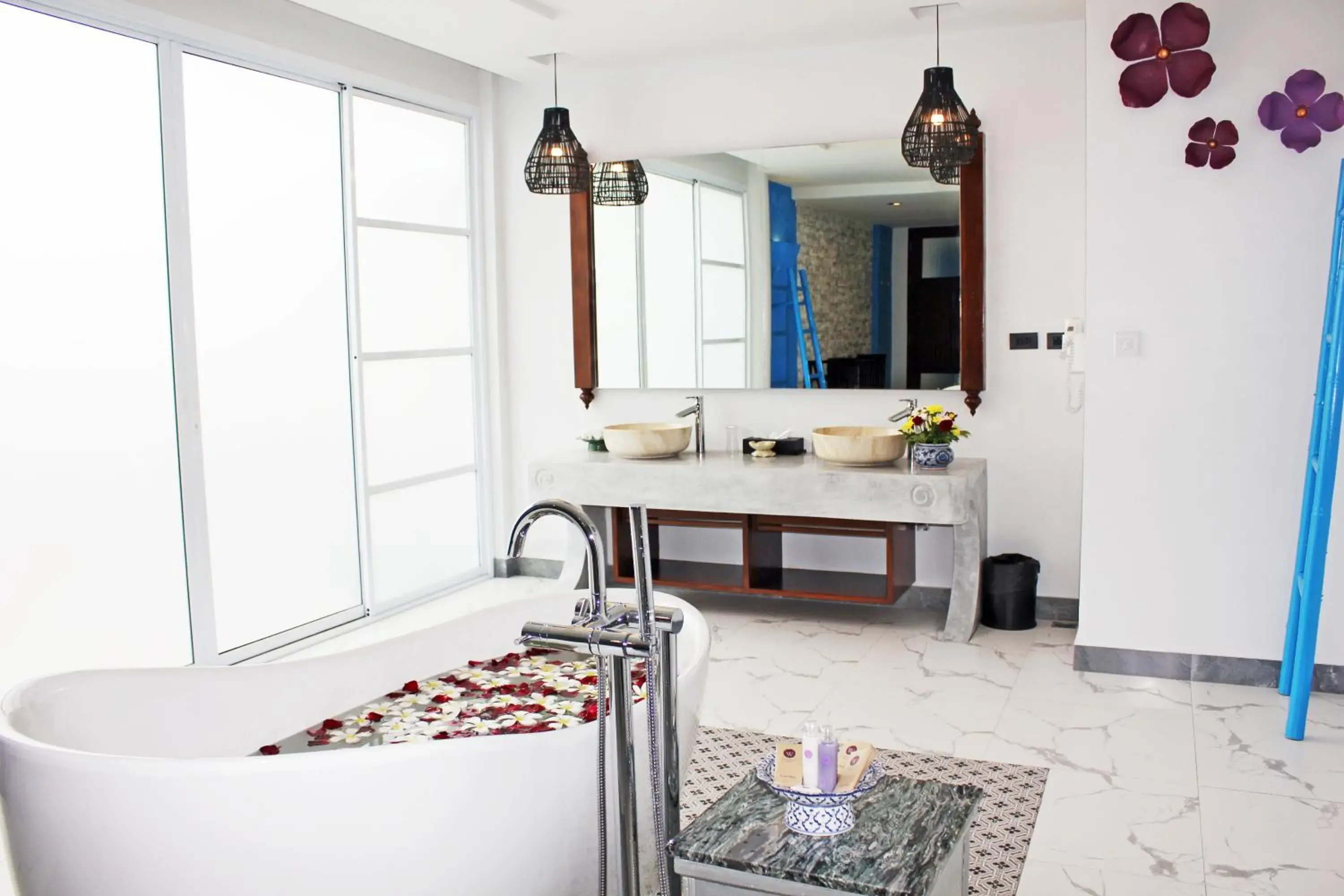 Bathroom in Weekender Resort Bathroom in Weekender Resort