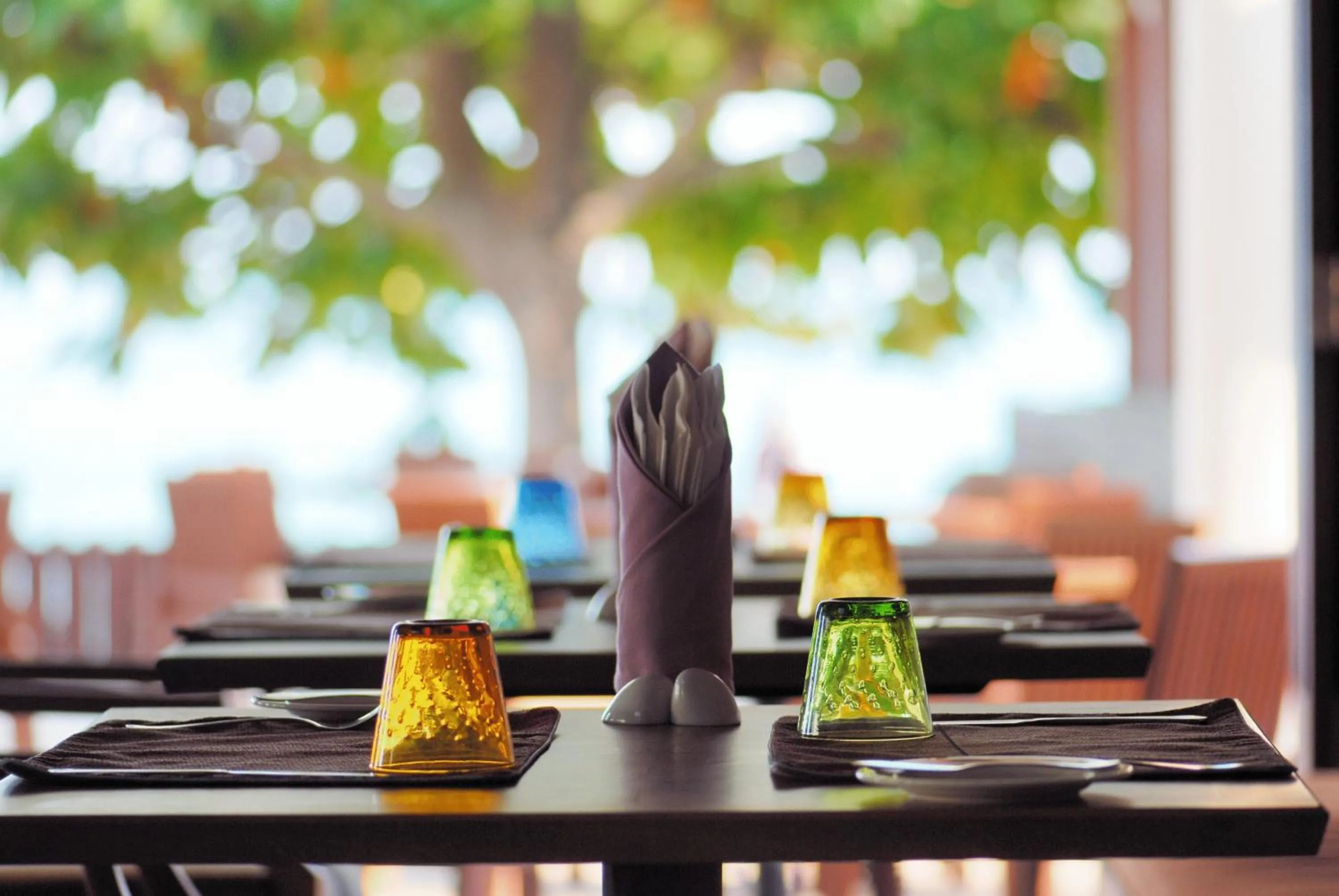 Restaurant/places to eat in Weekender Resort