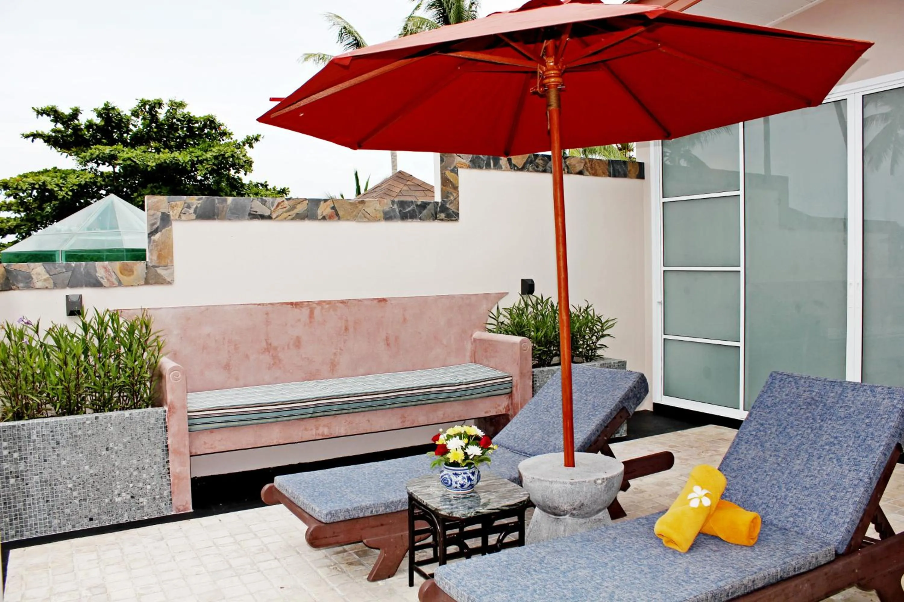 Balcony/Terrace in Weekender Resort