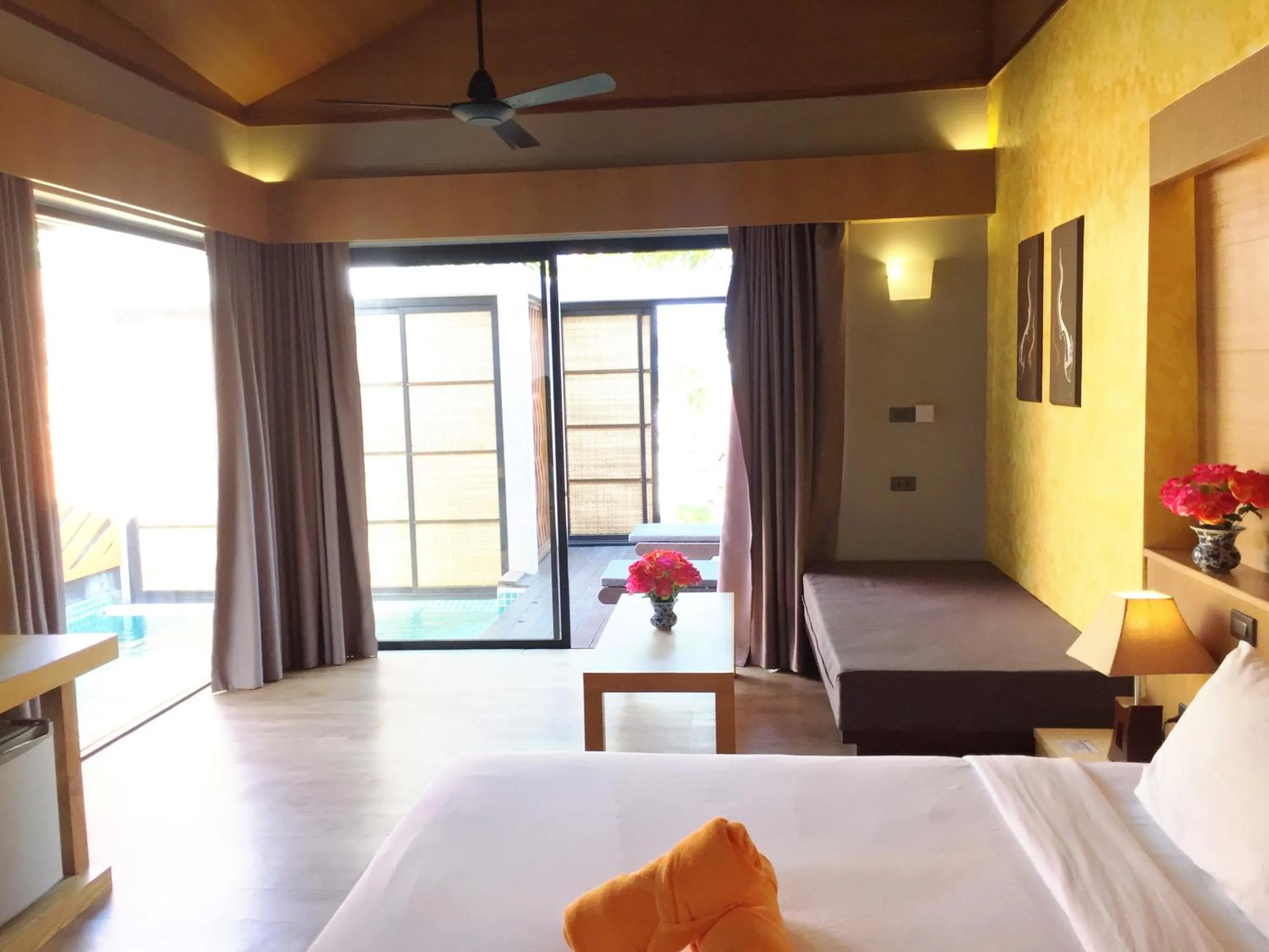 Bed in Weekender Resort