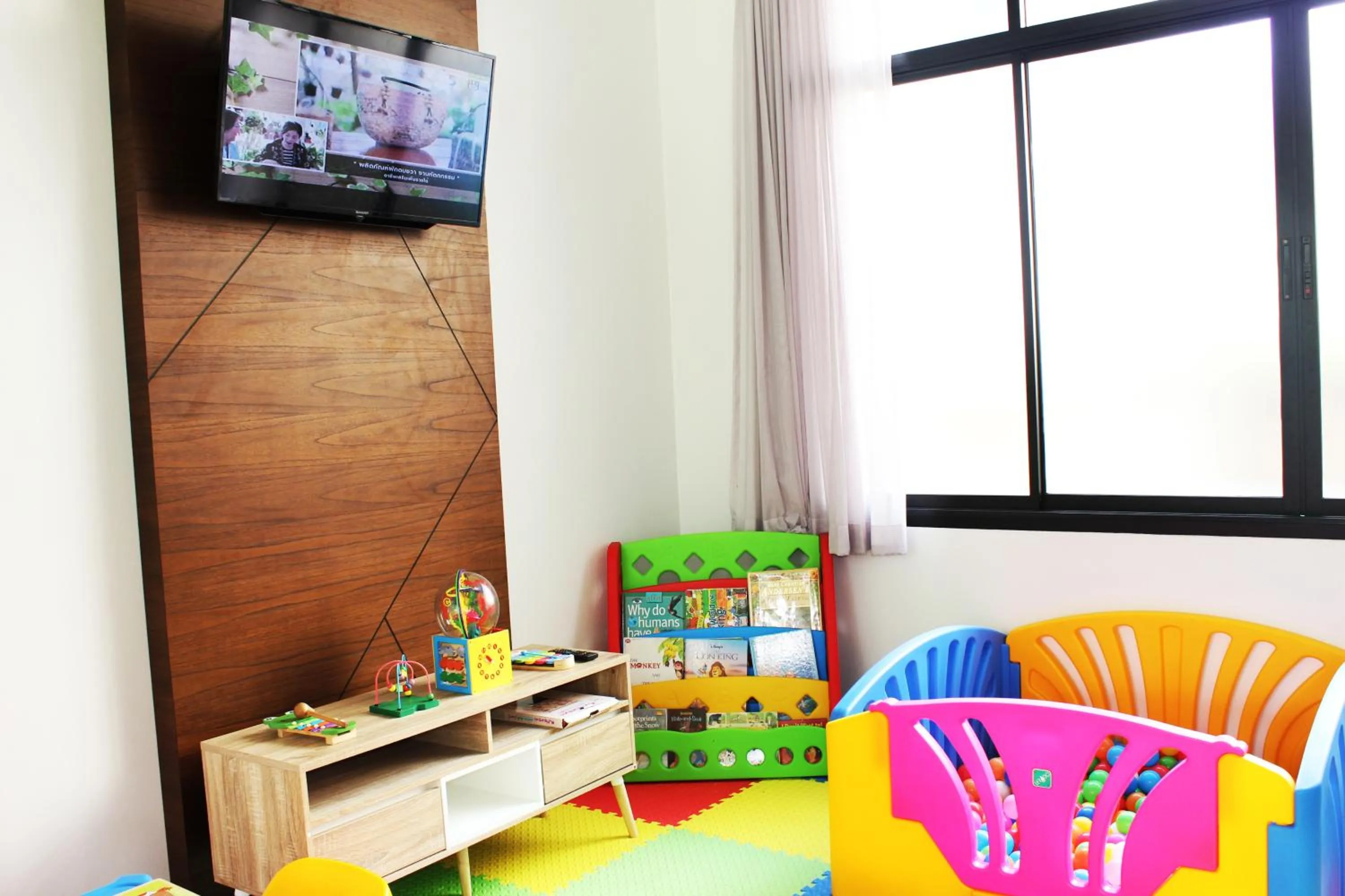 Kids's club in Weekender Resort