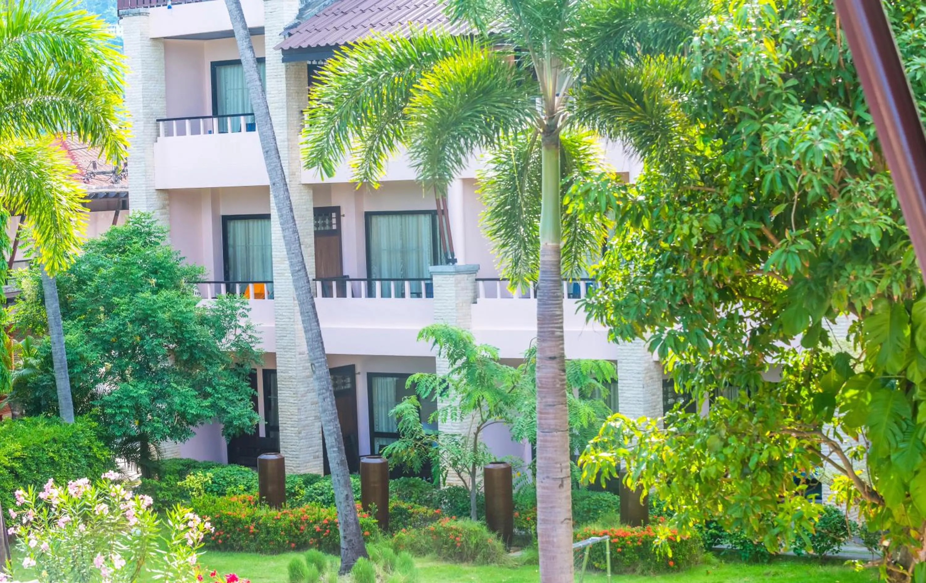 Property building in Weekender Resort