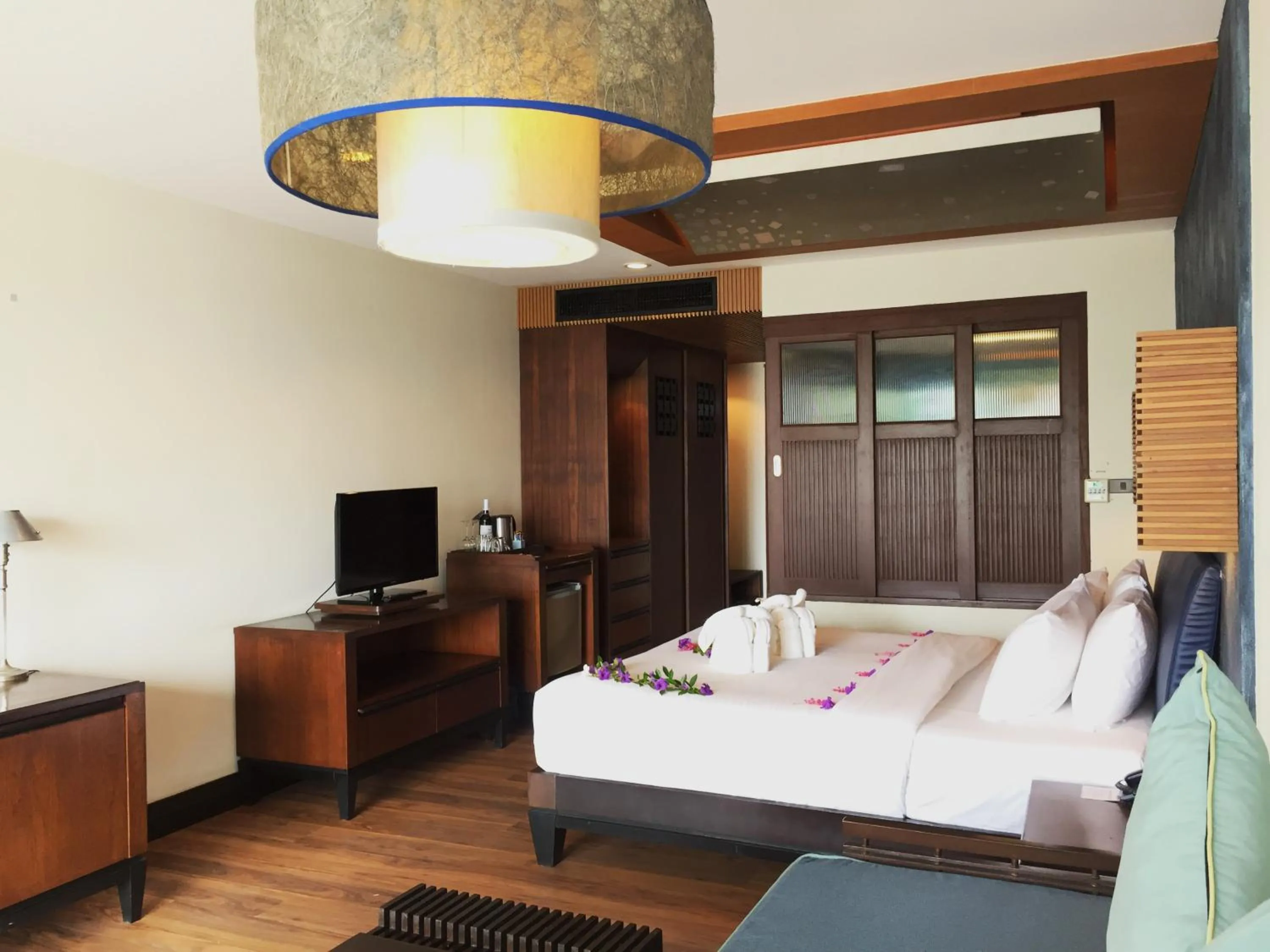 Bed in Weekender Resort