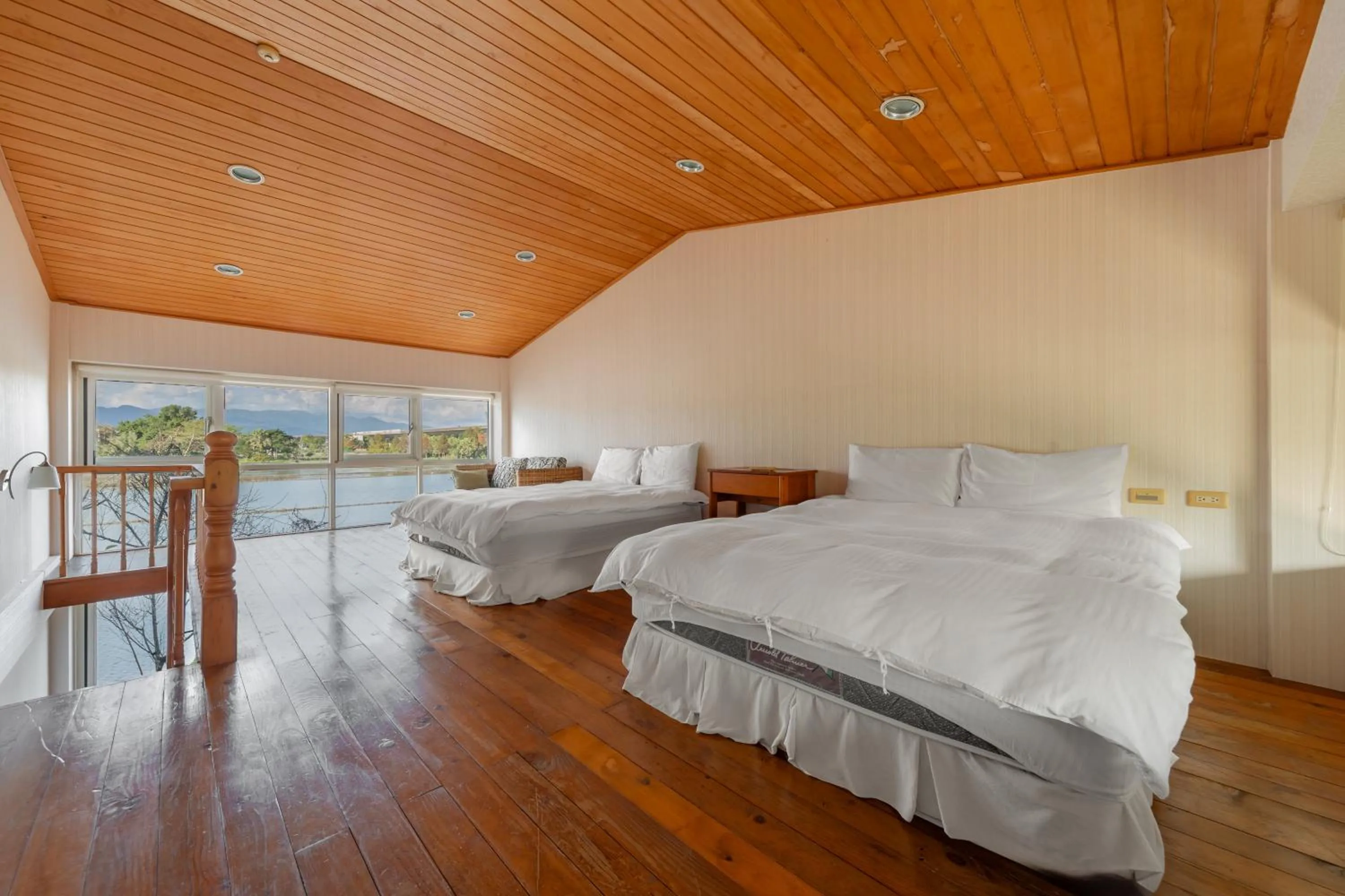 Bed in Green Forest Villa