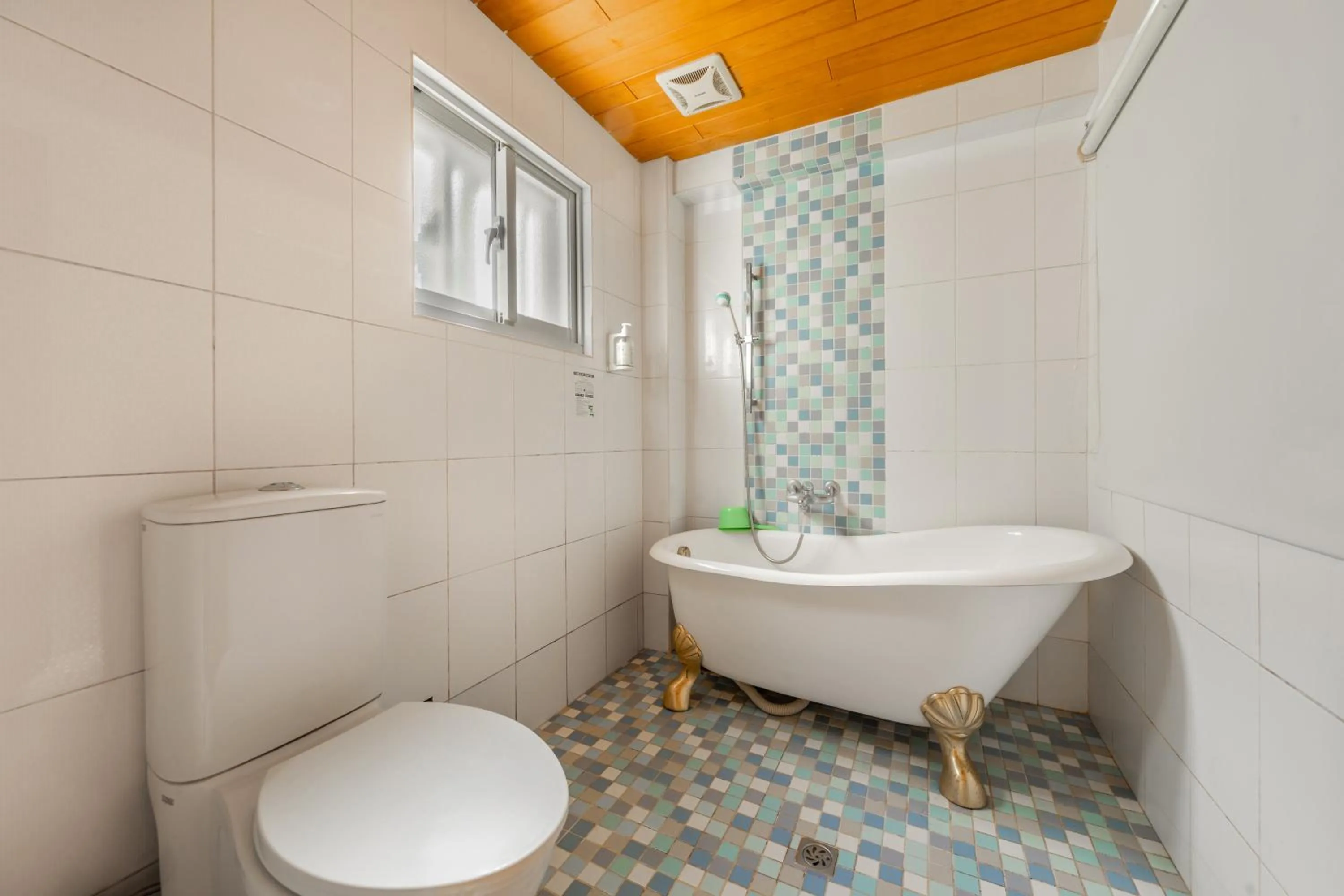 Bathroom in Green Forest Villa