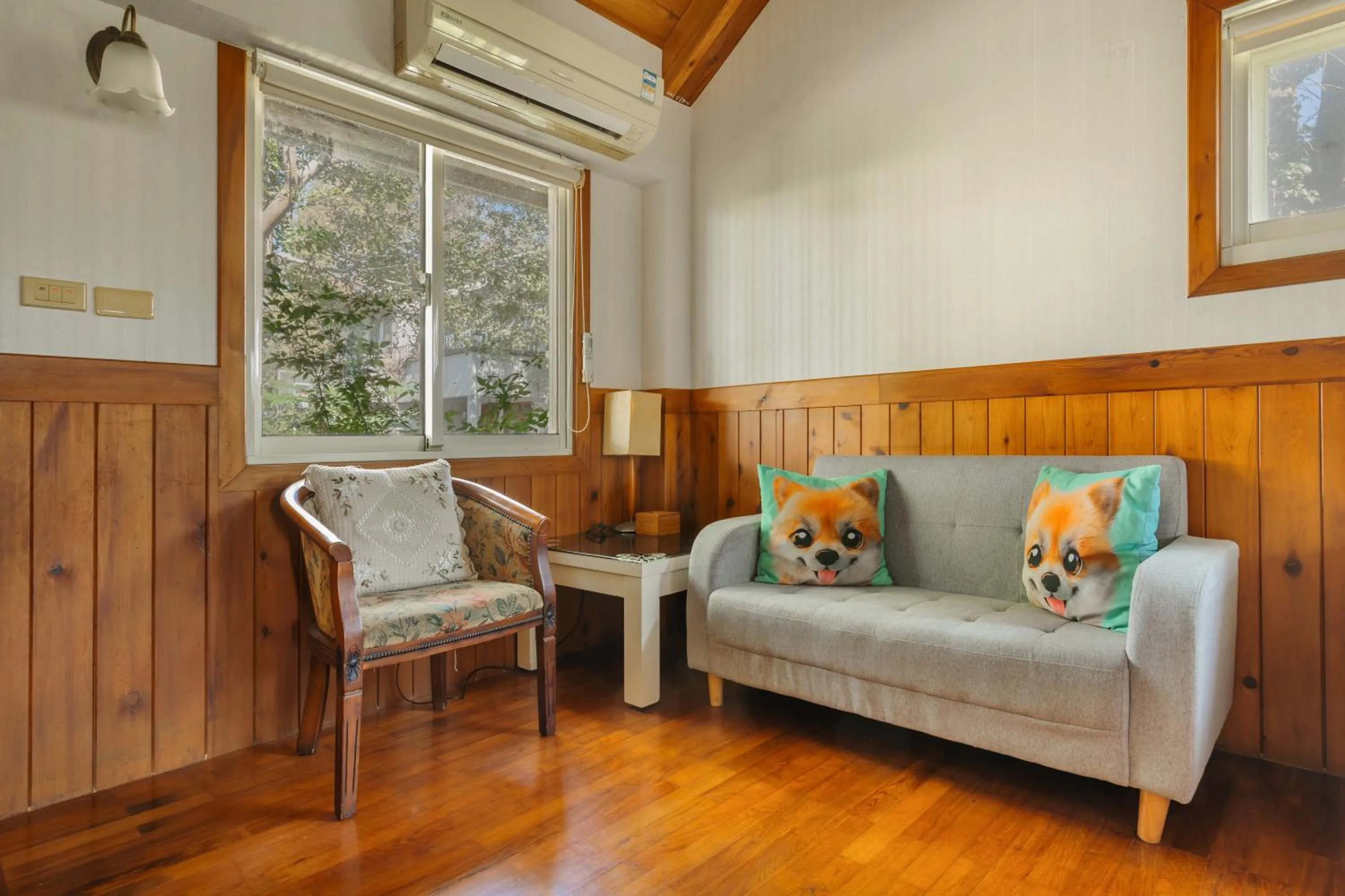 Seating area in Green Forest Villa