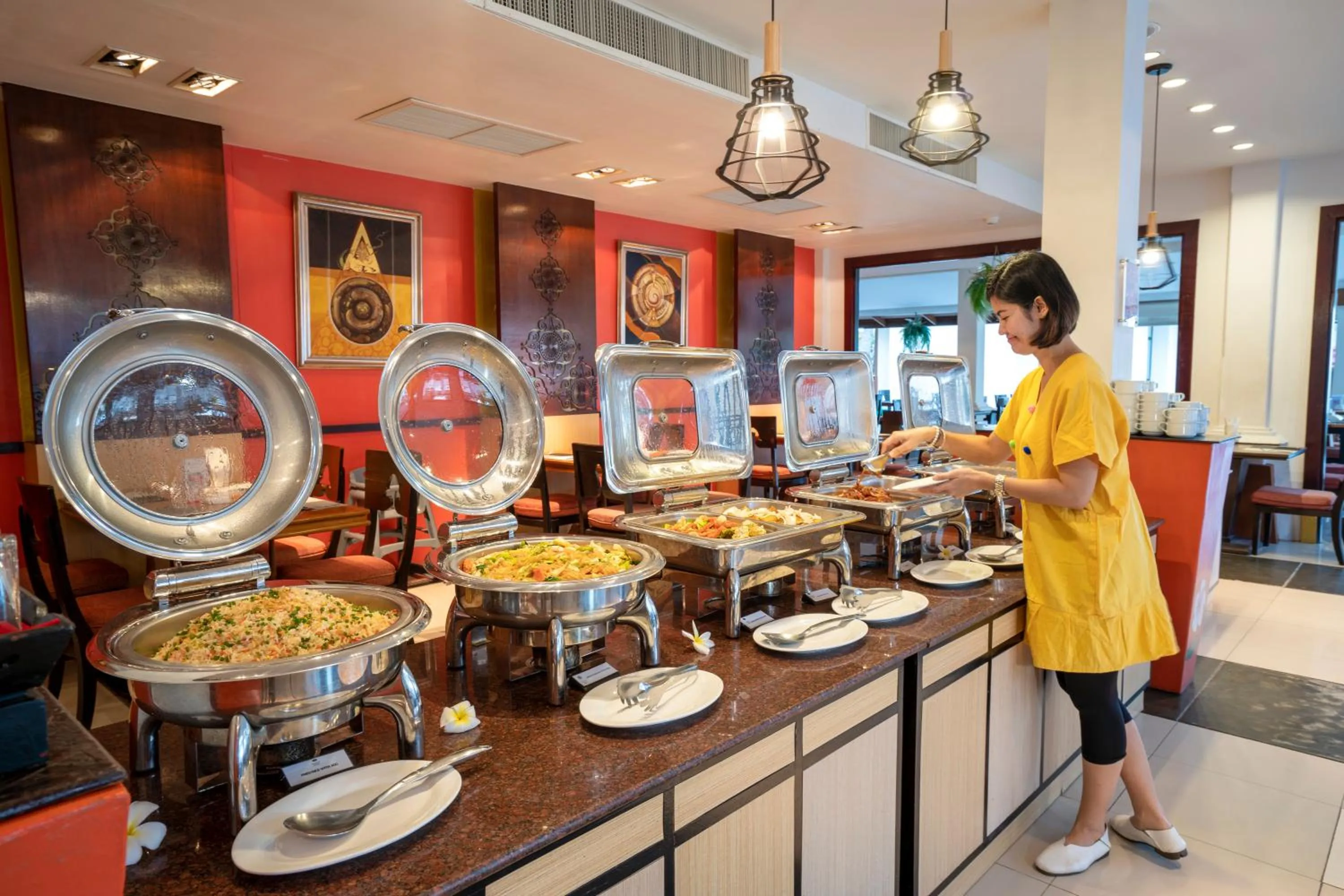 Restaurant/places to eat in The Briza Beach Resort, Samui - SHA Plus