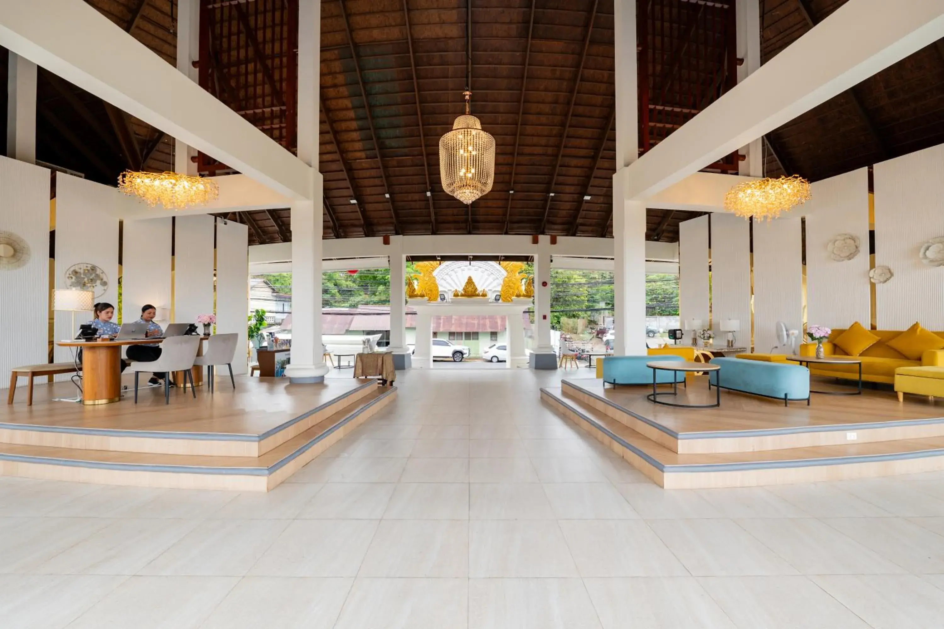 Lobby or reception in The Briza Beach Resort, Samui - SHA Plus Lobby or reception in The Briza Beach Resort, Samui - SHA Plus