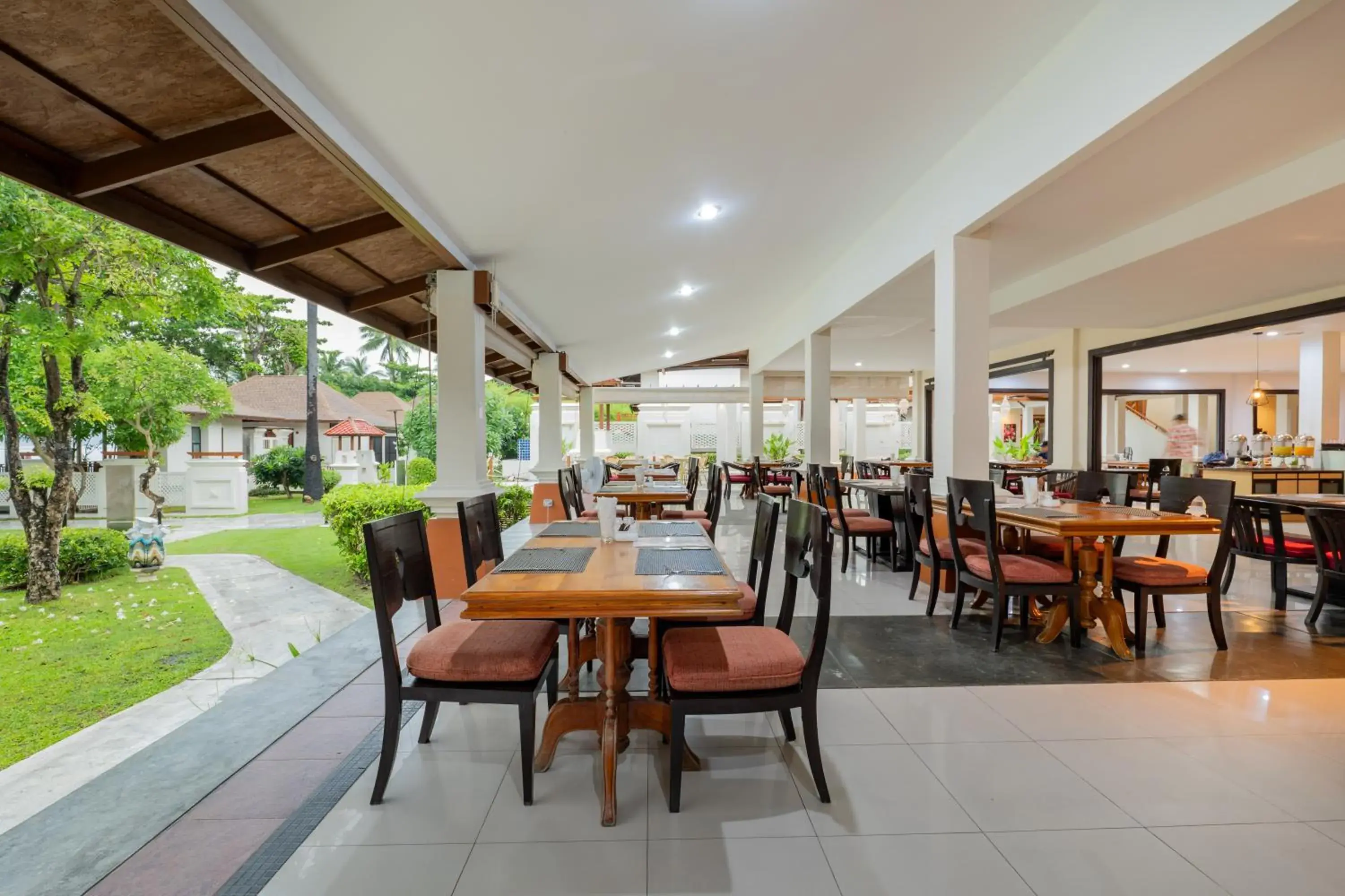 Restaurant/places to eat in The Briza Beach Resort, Samui - SHA Plus Restaurant/places to eat in The Briza Beach Resort, Samui - SHA Plus