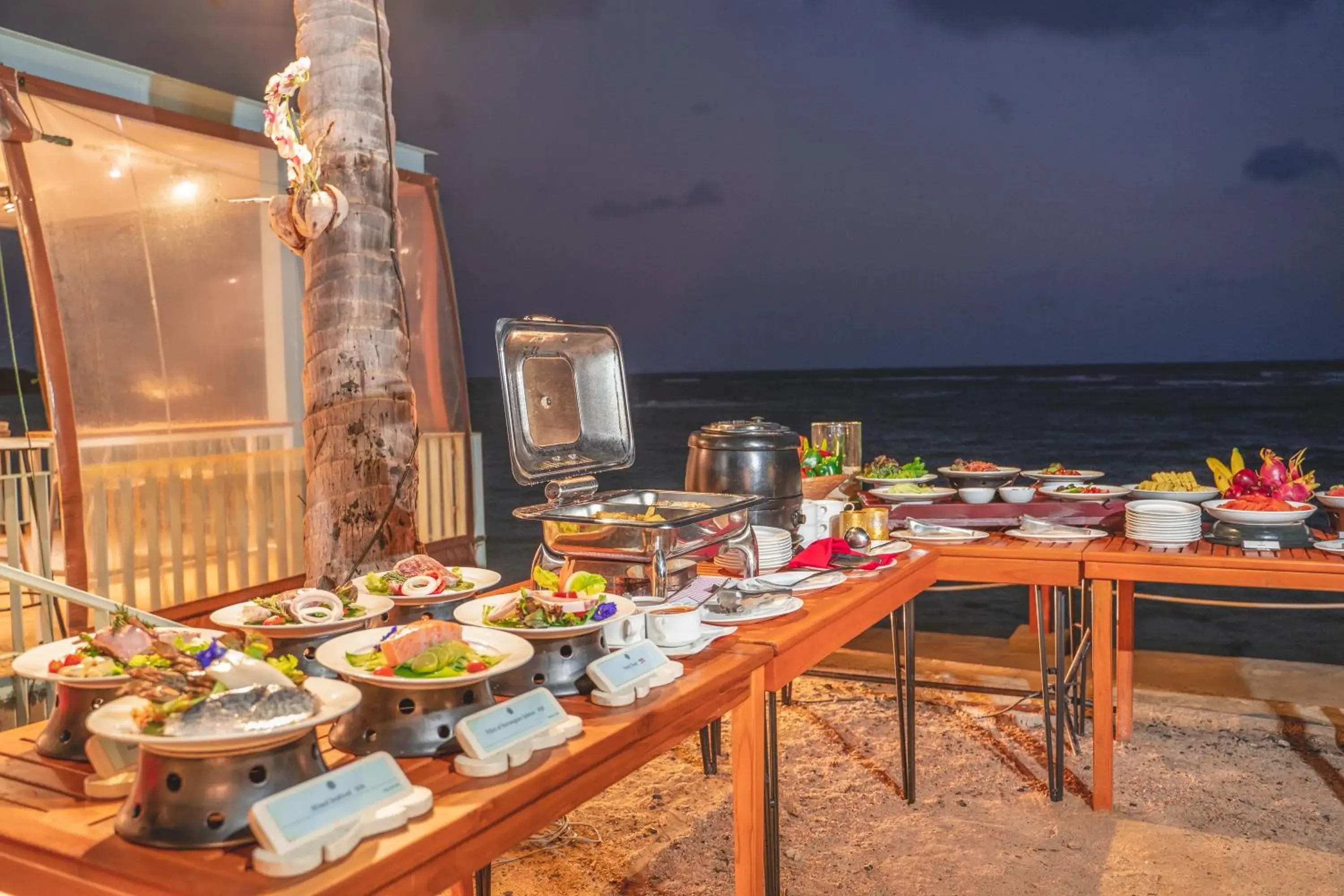 Restaurant/places to eat in The Briza Beach Resort, Samui - SHA Plus Restaurant/places to eat in The Briza Beach Resort, Samui - SHA Plus
