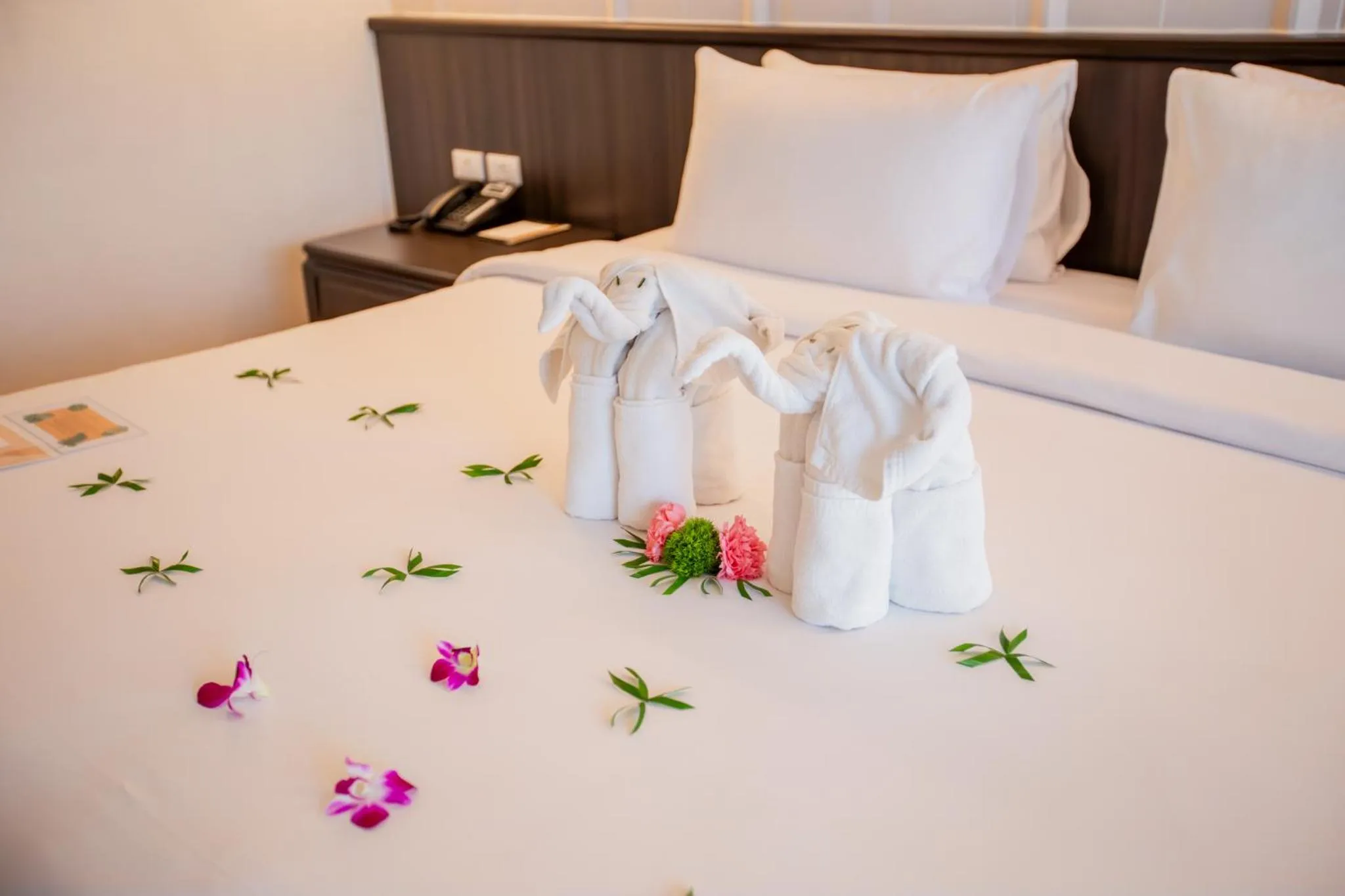 Bedroom, Bed in Nipa Resort, Patong Beach