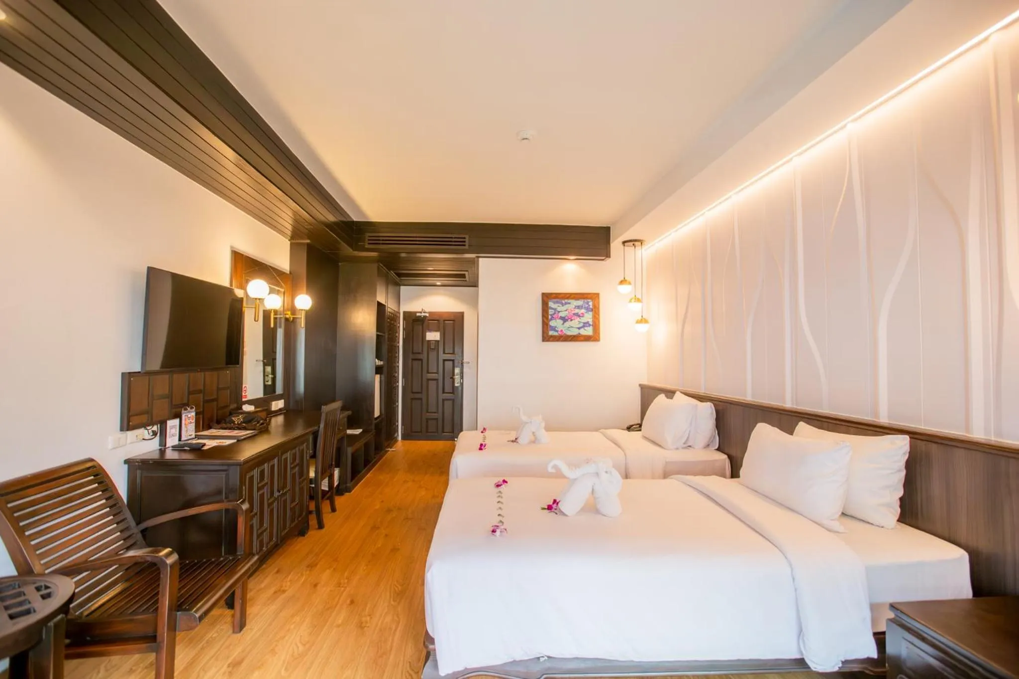 Bed in Nipa Resort, Patong Beach