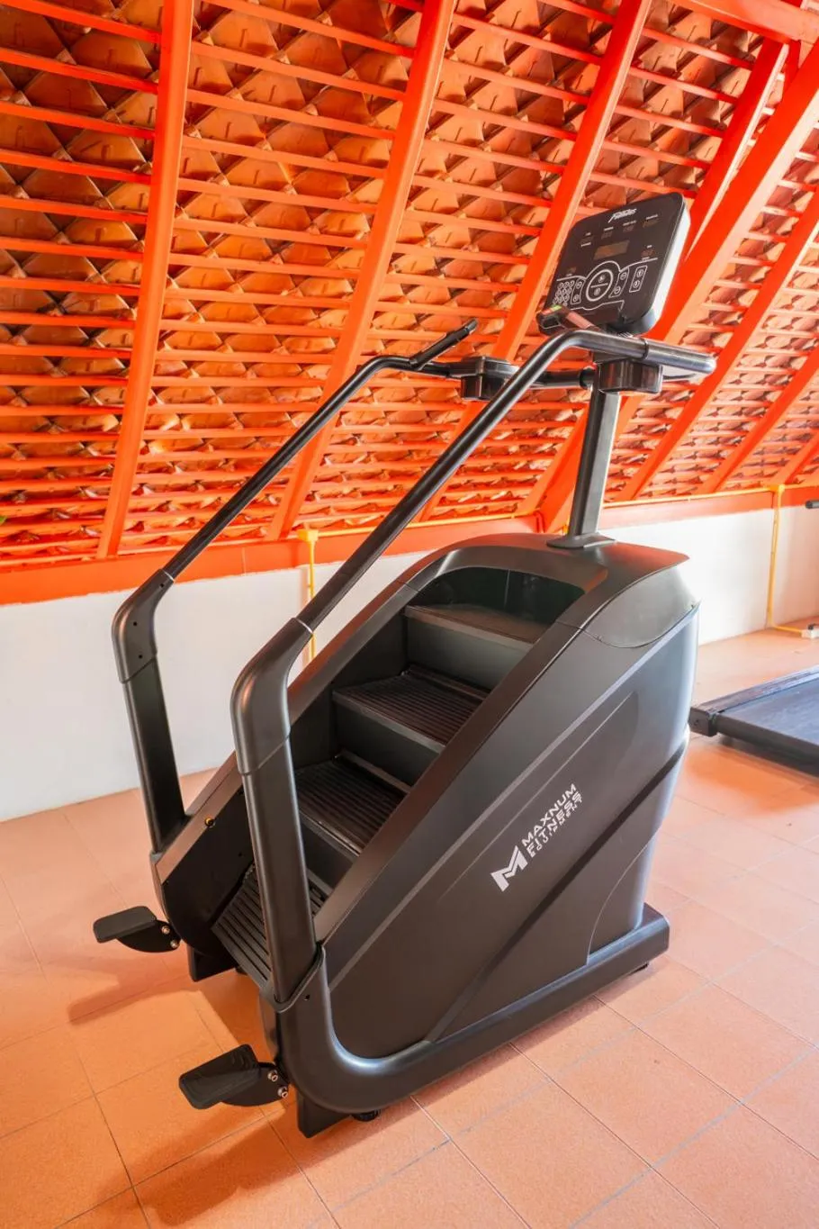 Fitness centre/facilities in Nipa Resort, Patong Beach