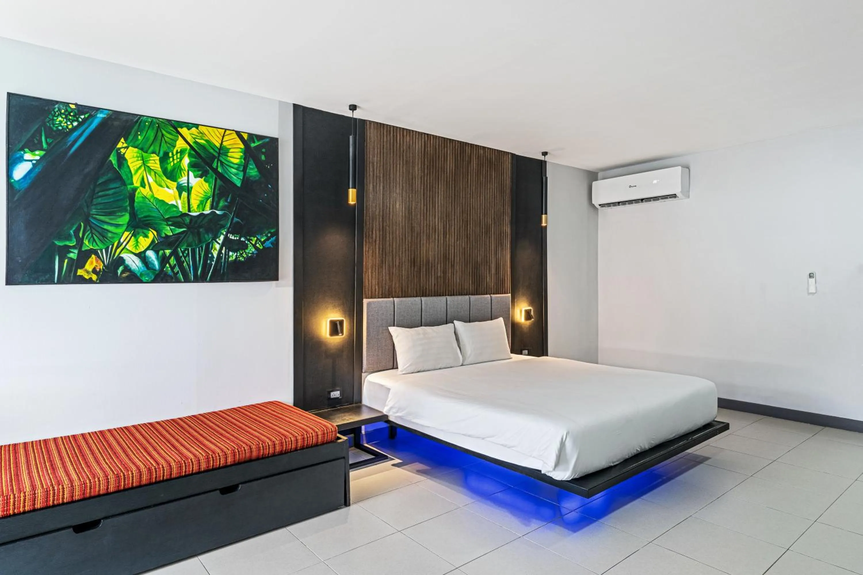 Bed in Tuana Hotels The Phulin Resort