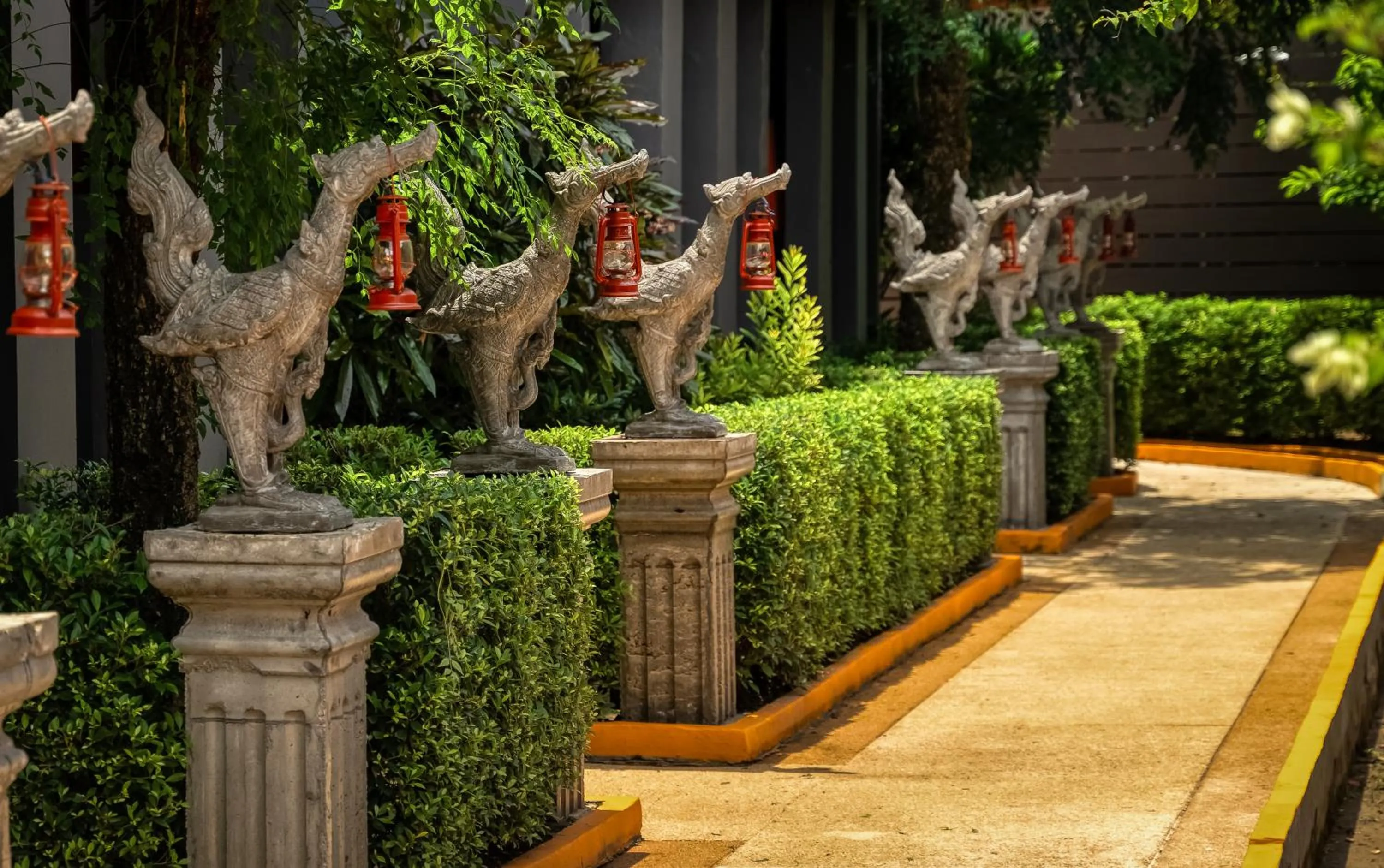 Spring in Tuana Hotels The Phulin Resort