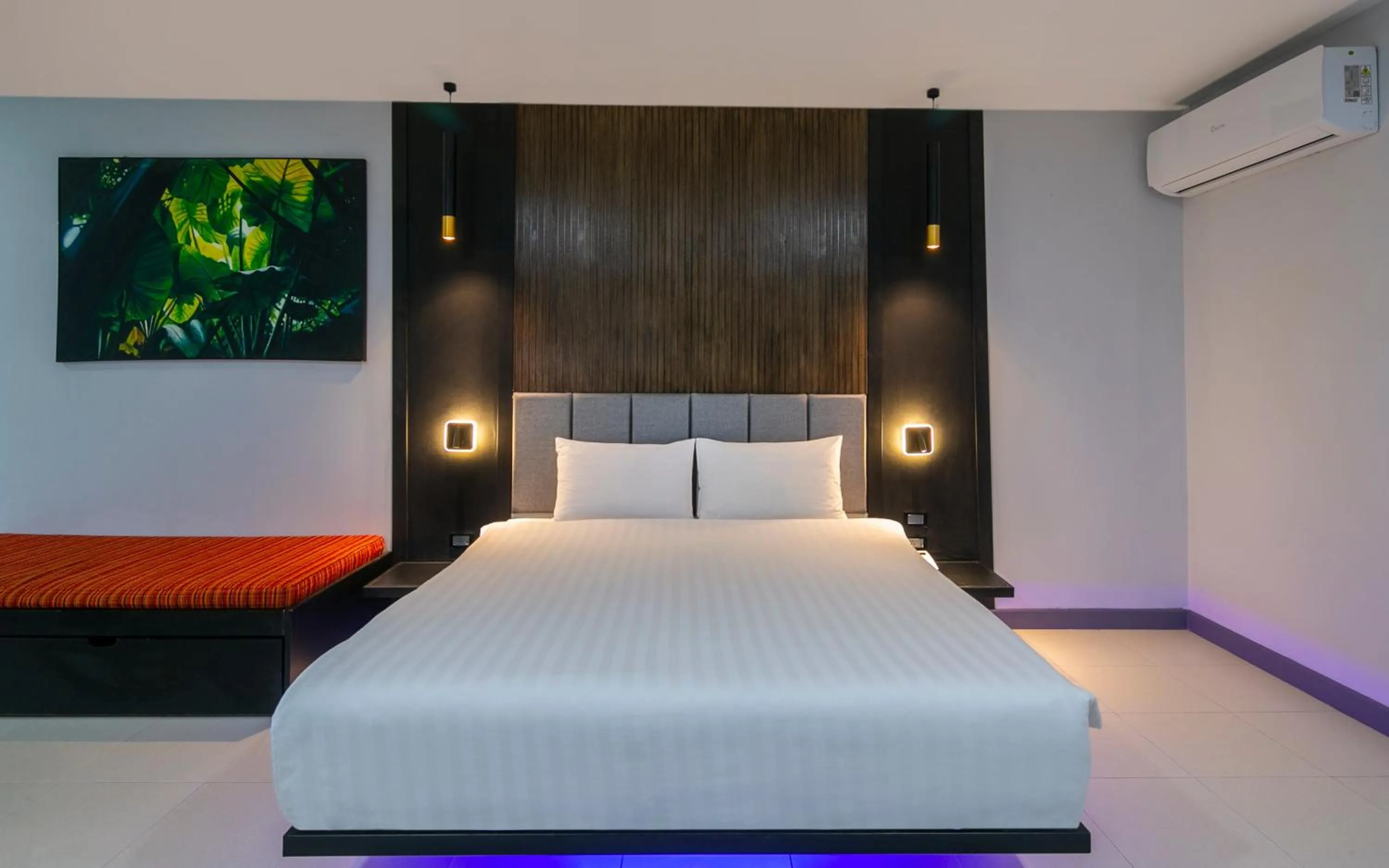 Bed in Tuana Hotels The Phulin Resort