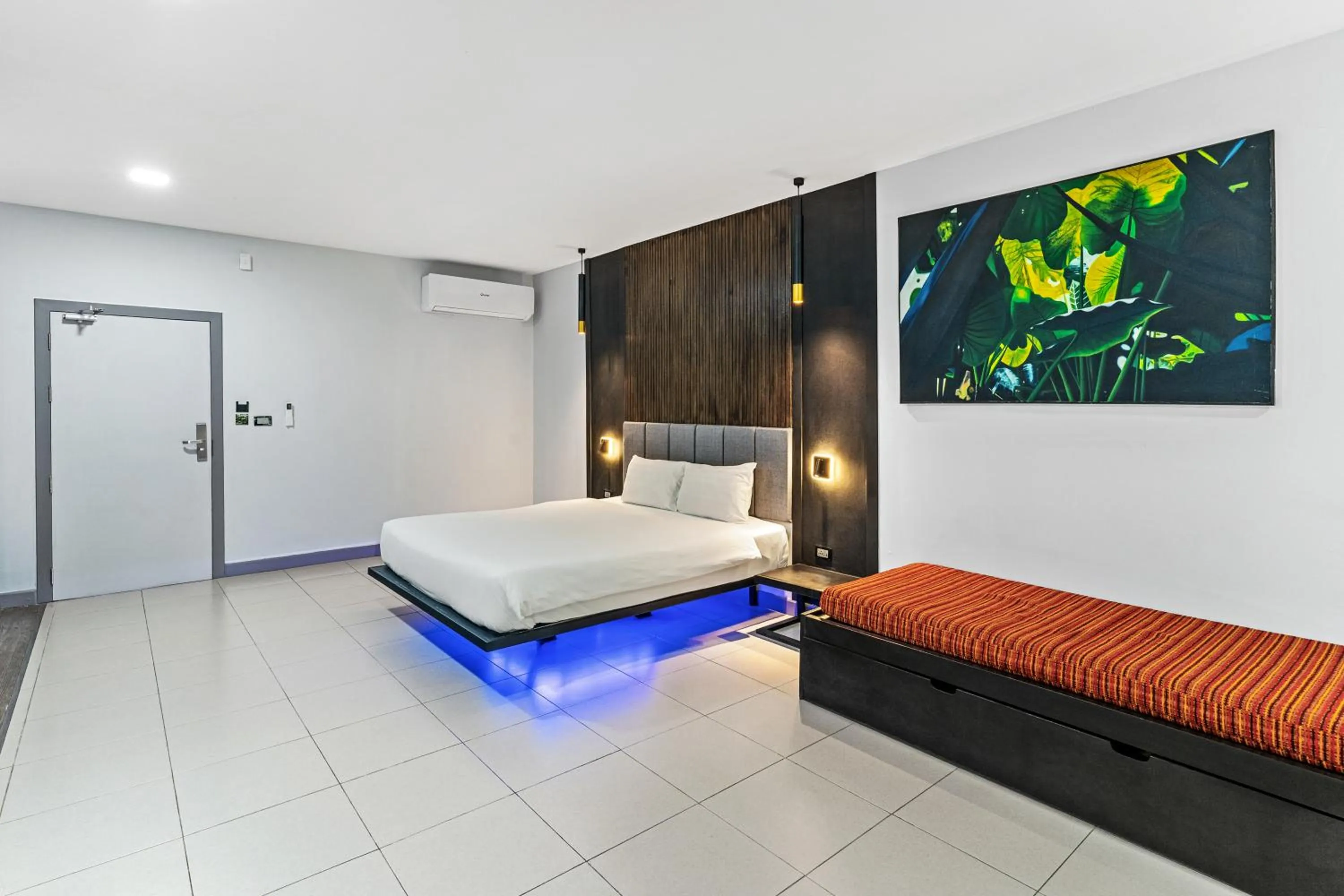 Bed in Tuana Hotels The Phulin Resort