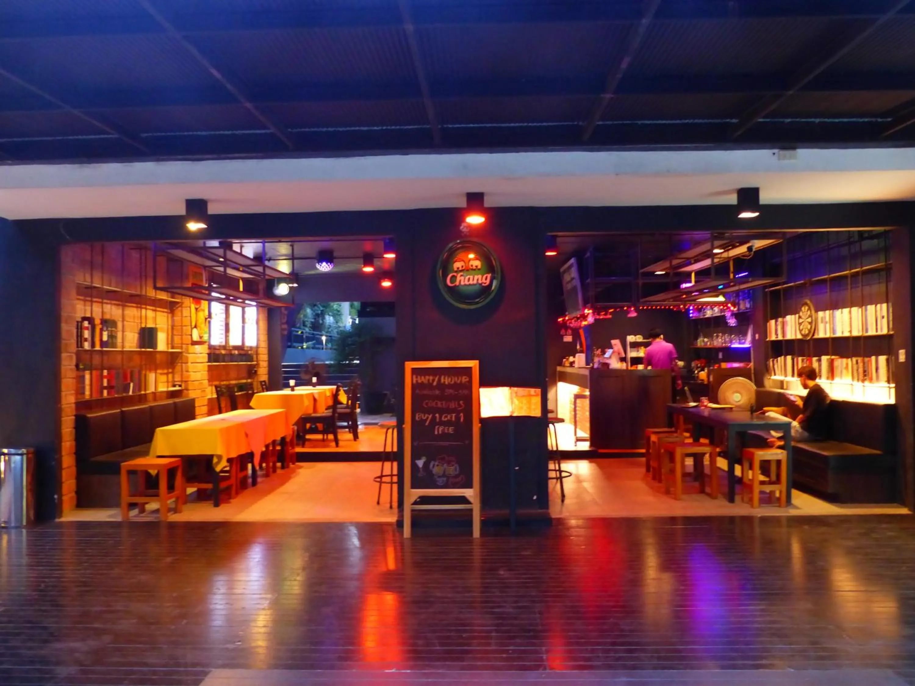 Lounge or bar in Phuvaree Resort