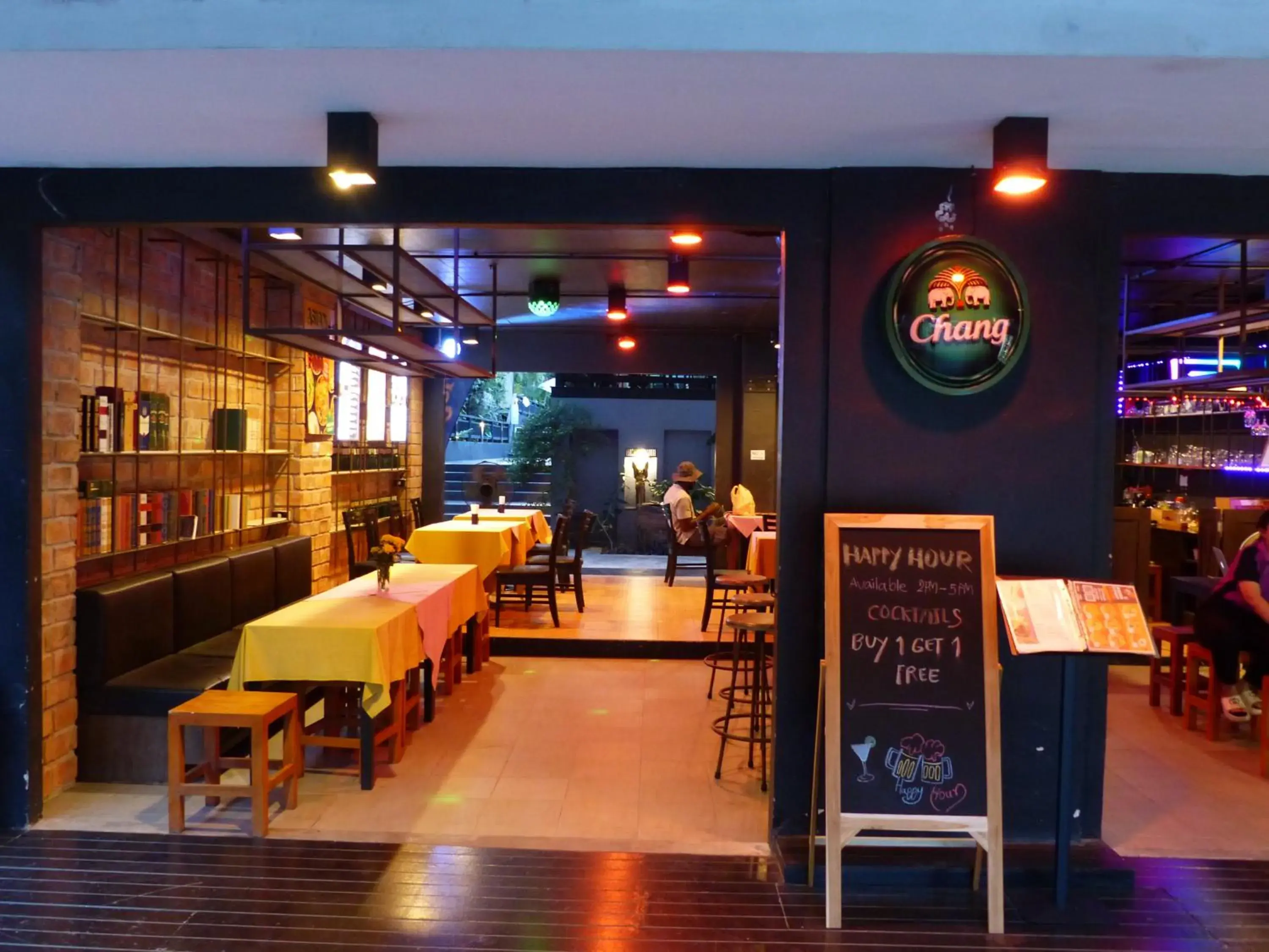 Lounge or bar in Phuvaree Resort Lounge or bar in Phuvaree Resort