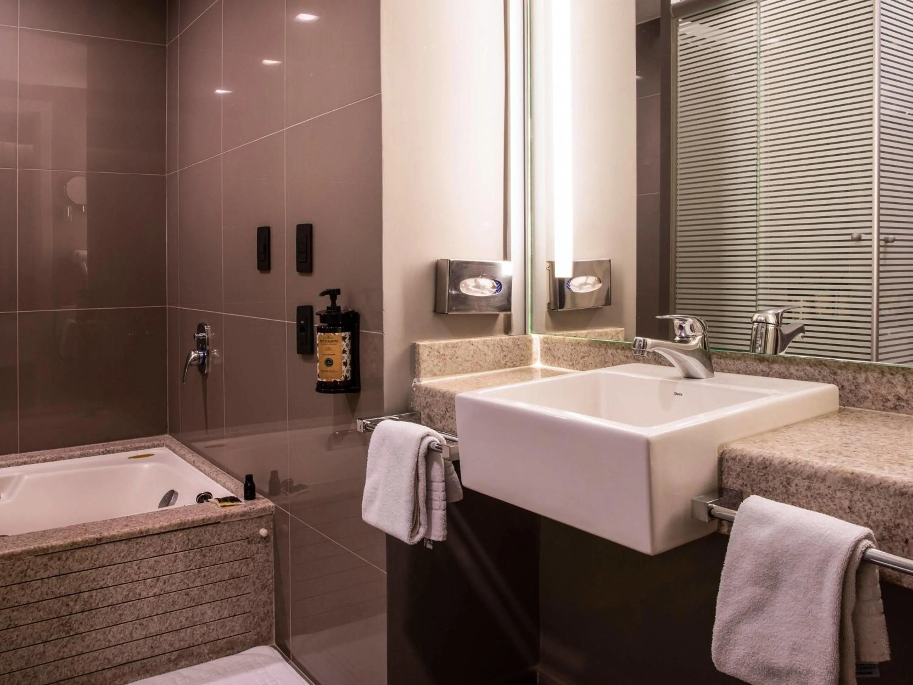 Bedroom in Novotel Sao Paulo Morumbi