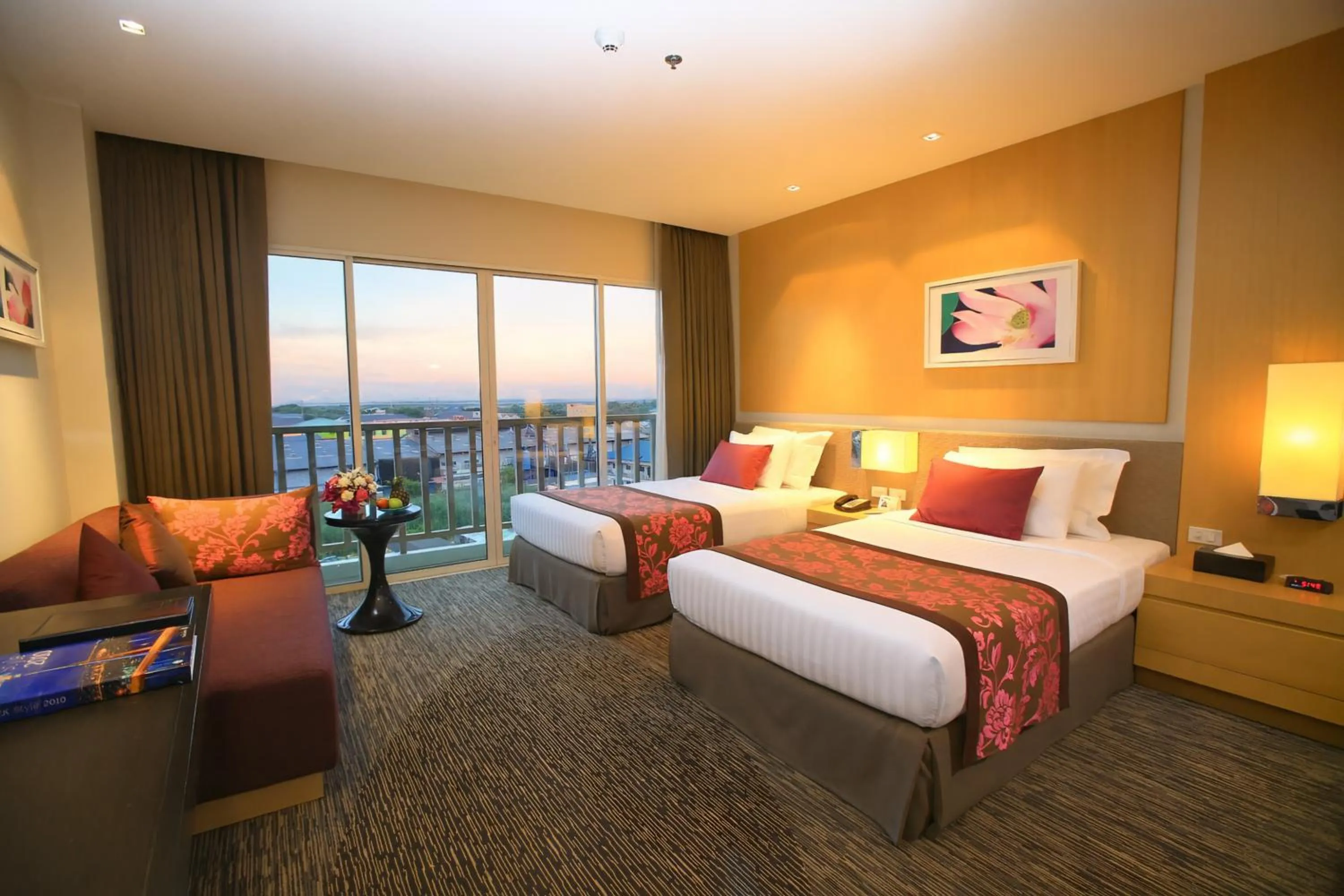 Bedroom, Bed in Amaranth Suvarnabhumi Hotel - Free Suvarnabhumi Airport Shuttle