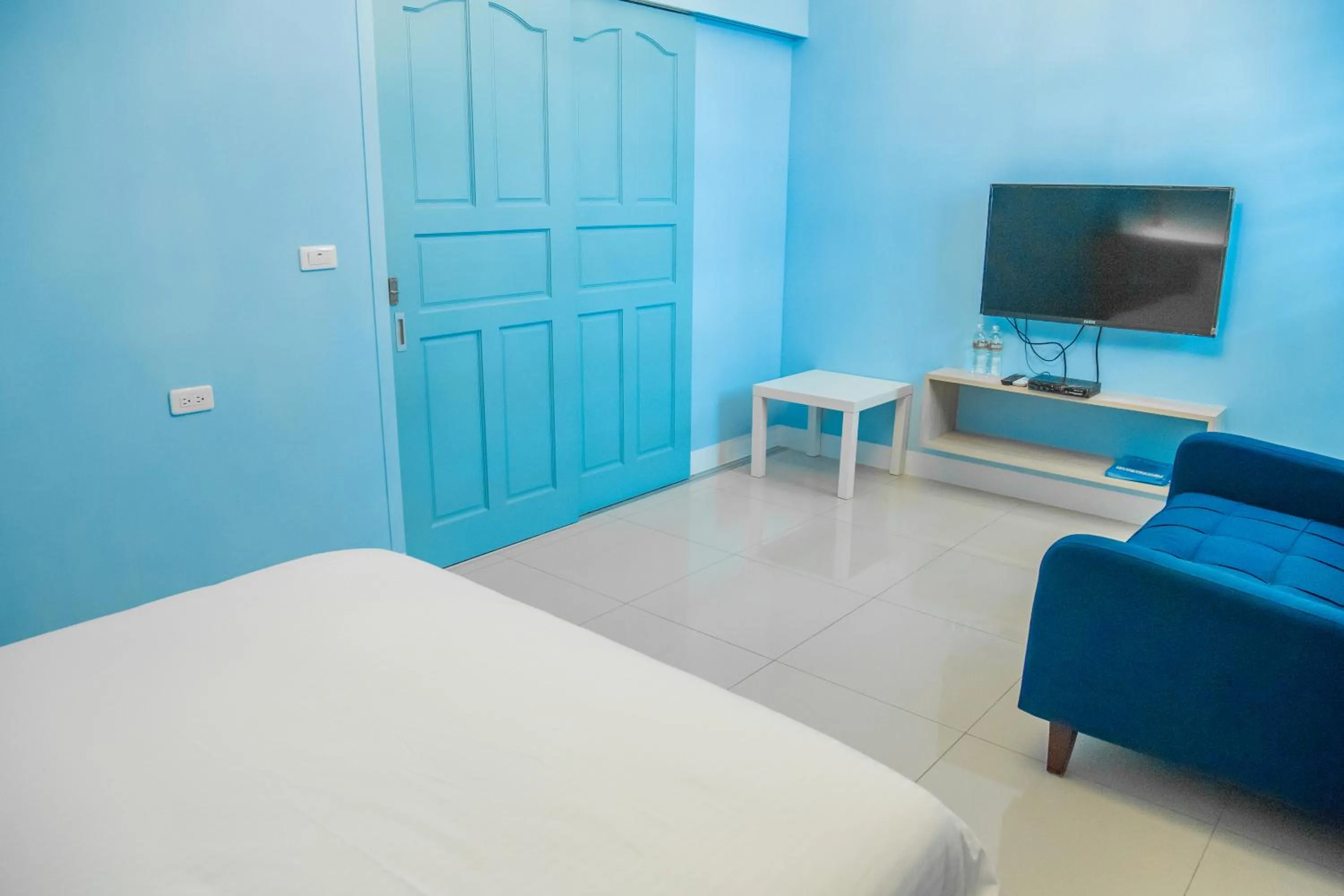 Photo of the whole room, Bed in Mysig