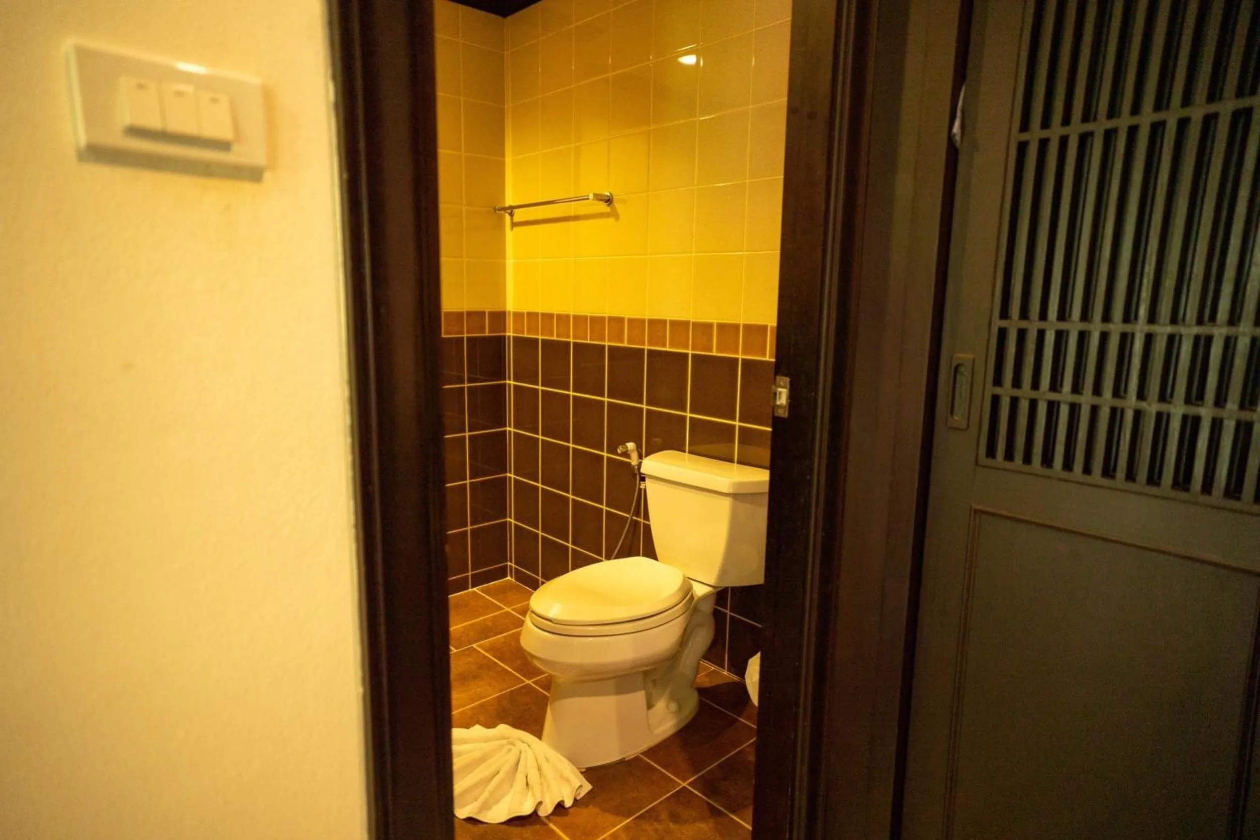 Toilet in Am Samui Palace