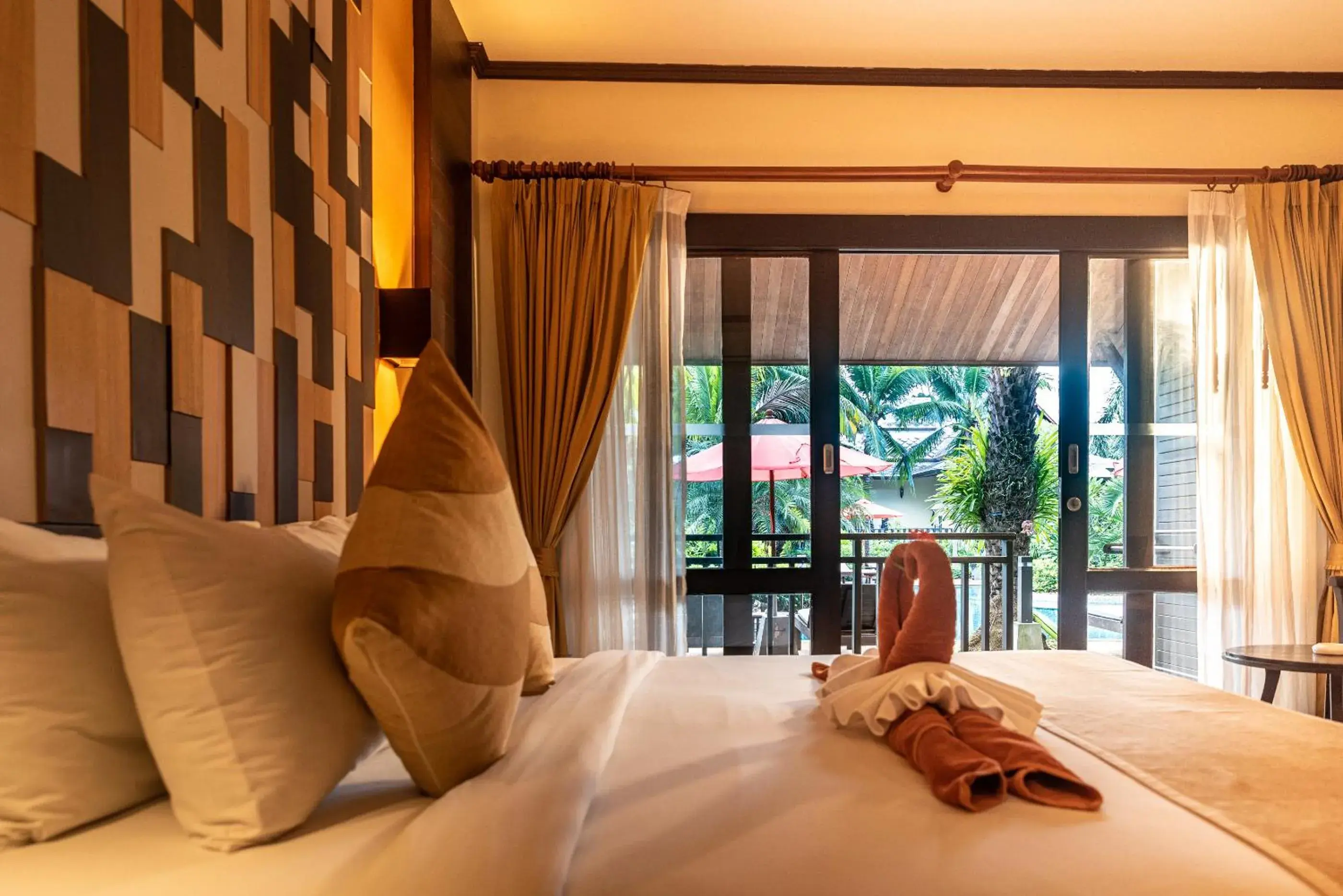Bedroom, Bed in Am Samui Palace Bedroom, Bed in Am Samui Palace