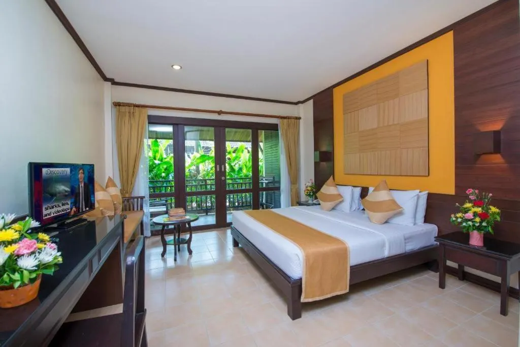 Bed in Am Samui Palace