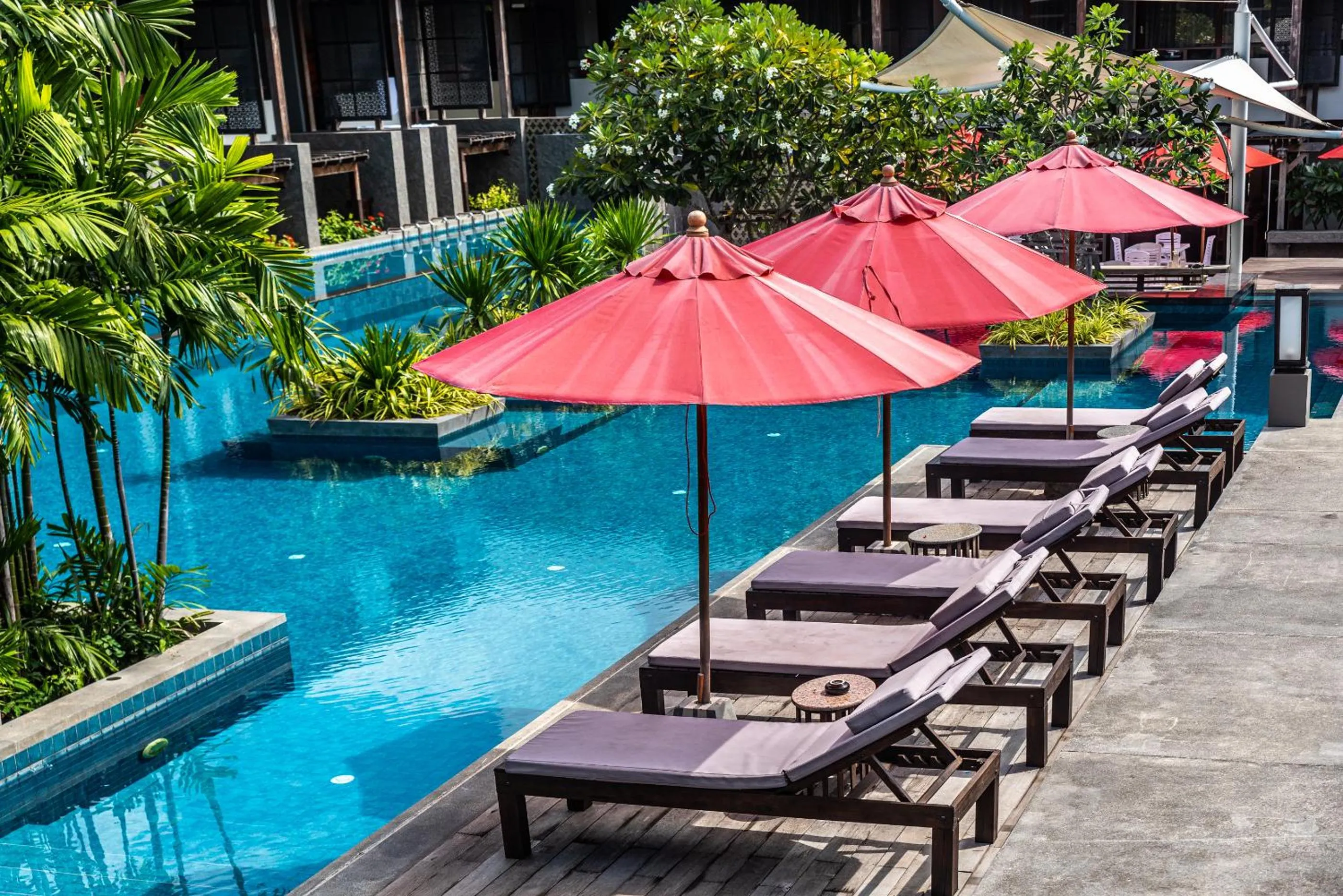 Swimming pool in Am Samui Palace