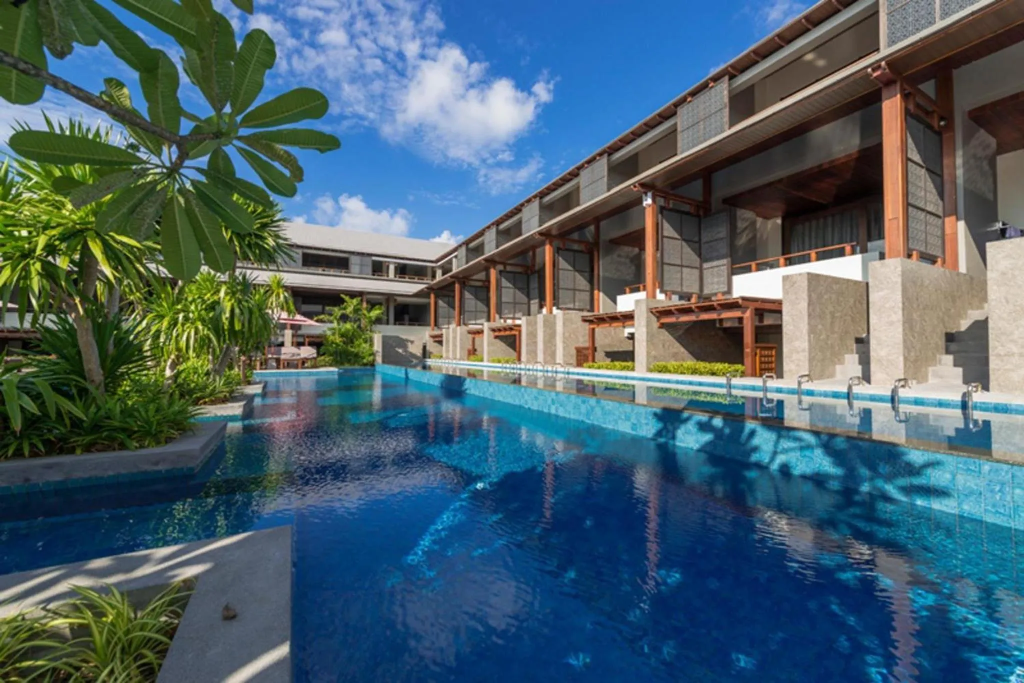 Swimming pool in Am Samui Palace