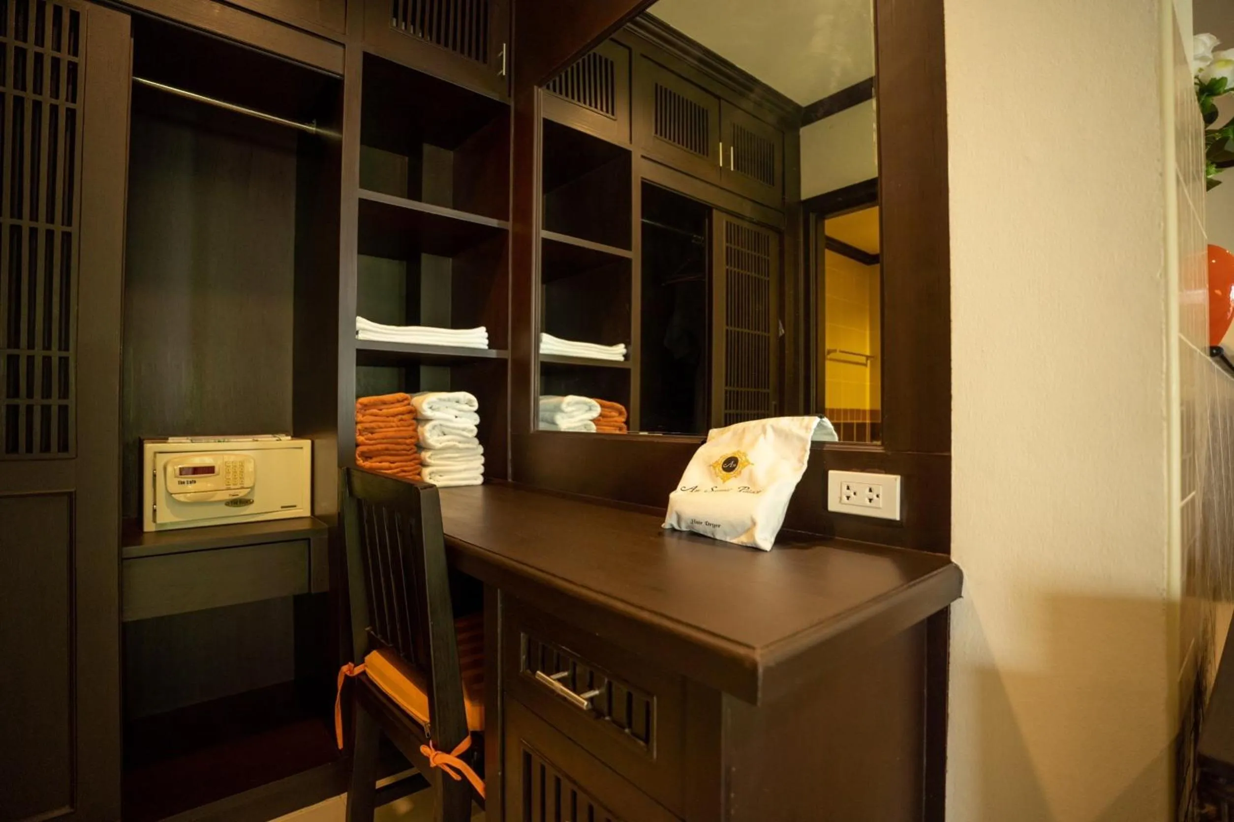 towels in Am Samui Palace